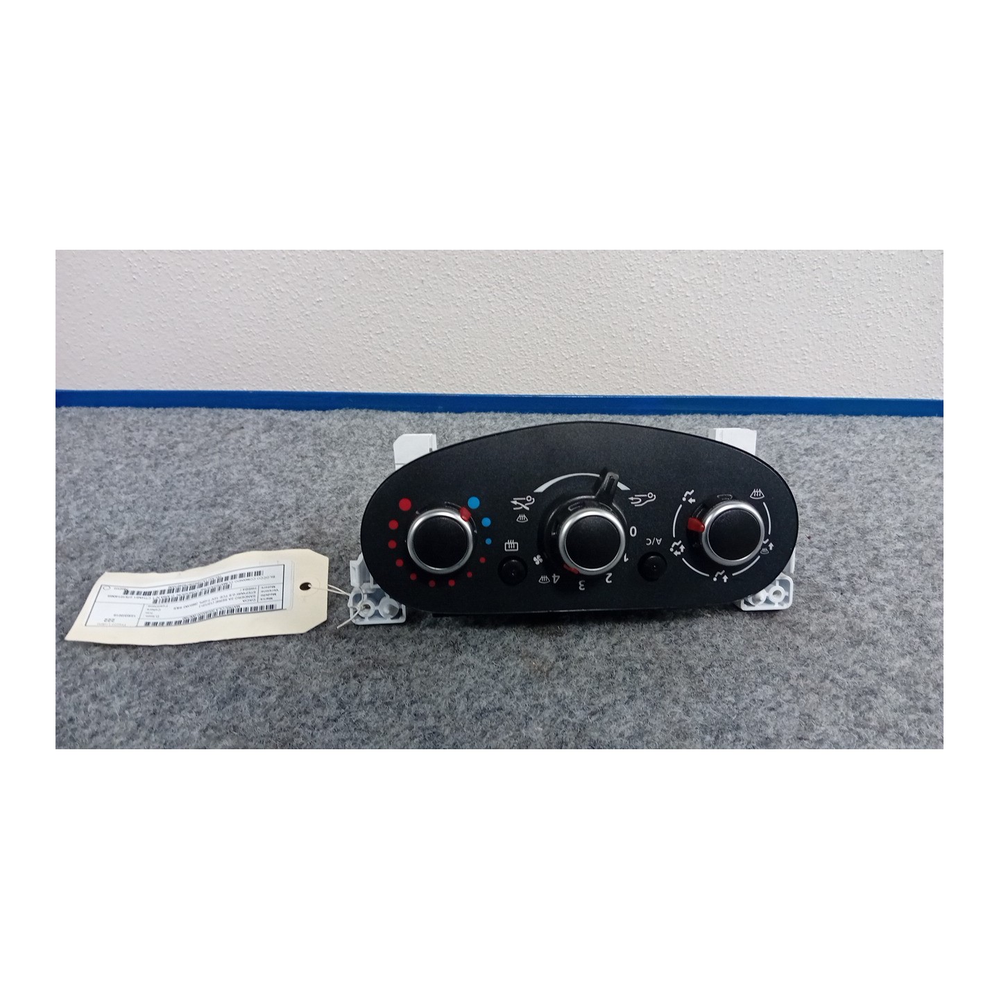 BLOCCO COMANDO CLIMATIZZAZIONE CONDIZION. D ARIA N?1 CTHAB1 180 DACIA SANDERO 2A SERIE (12/12-) H4BB4 275101406R