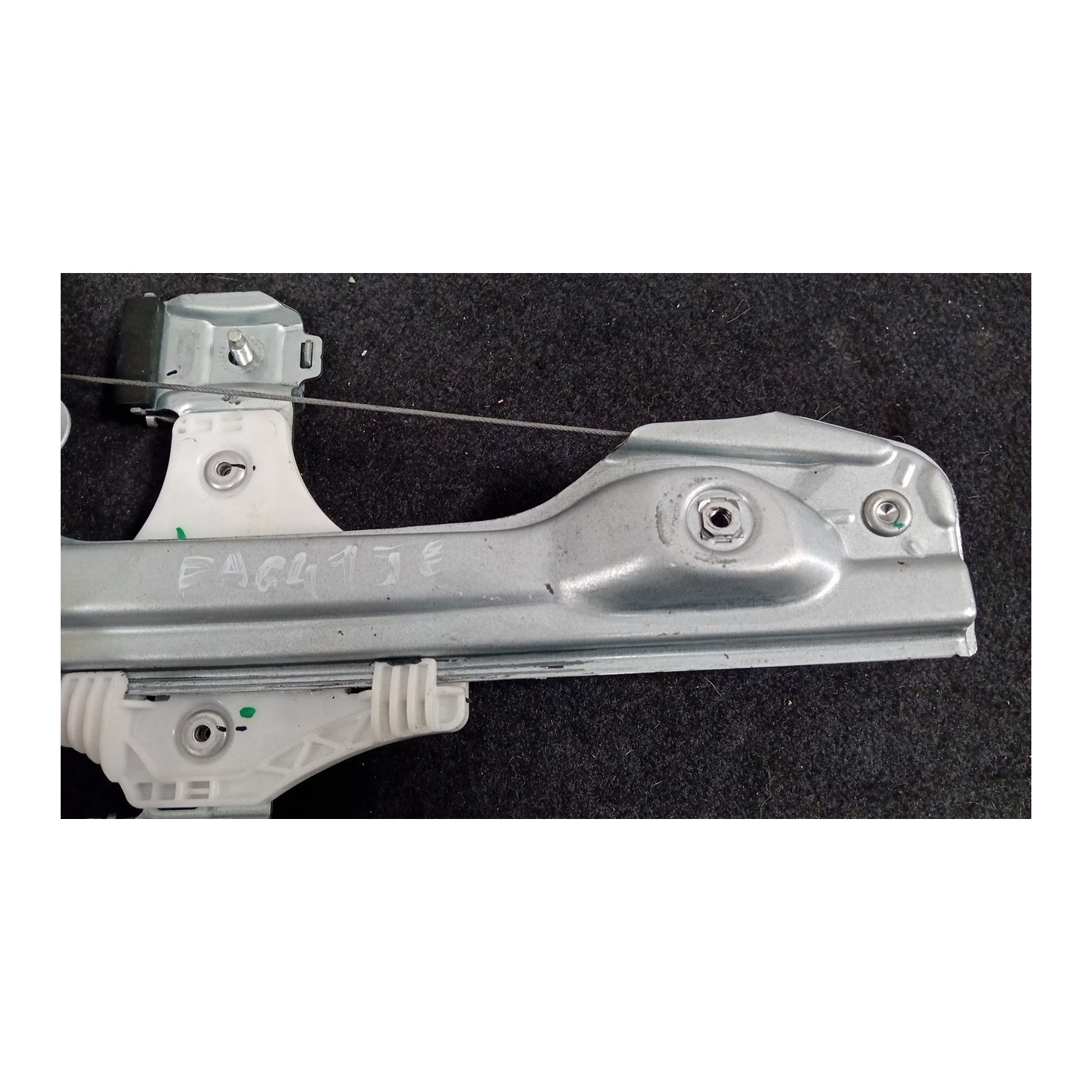 ALZACRISTALLO ELETTR. PORTA ANT. SX. 033 OPEL KARL (04/15-) B10XE 95137311