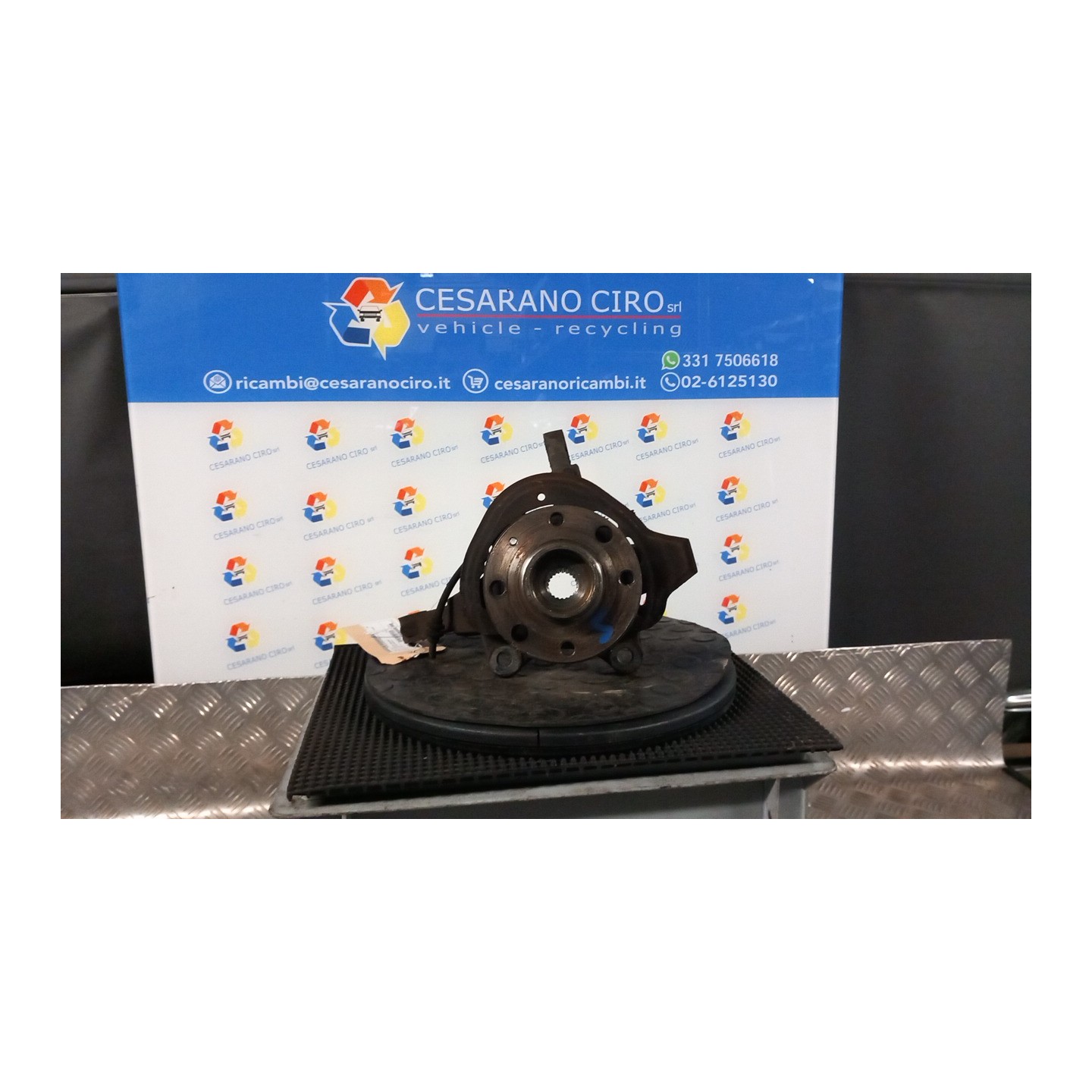 MONTANTE SOSP. ANT. C/SERVOSTERZO T.44000001- SX. 042 OPEL CORSA (X01) (10/00-06/06) Z10XE 13154317