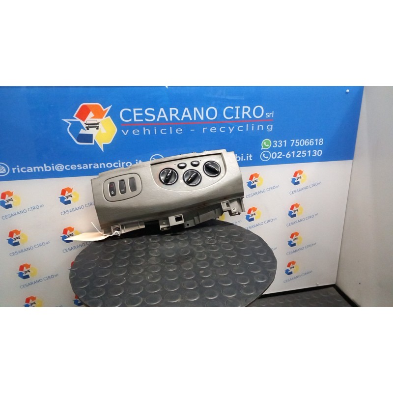 BLOCCO COMANDO CLIMATIZZAZIONE 042 RENAULT TRAFIC (06/01-09/06) F9QU7 275100120R