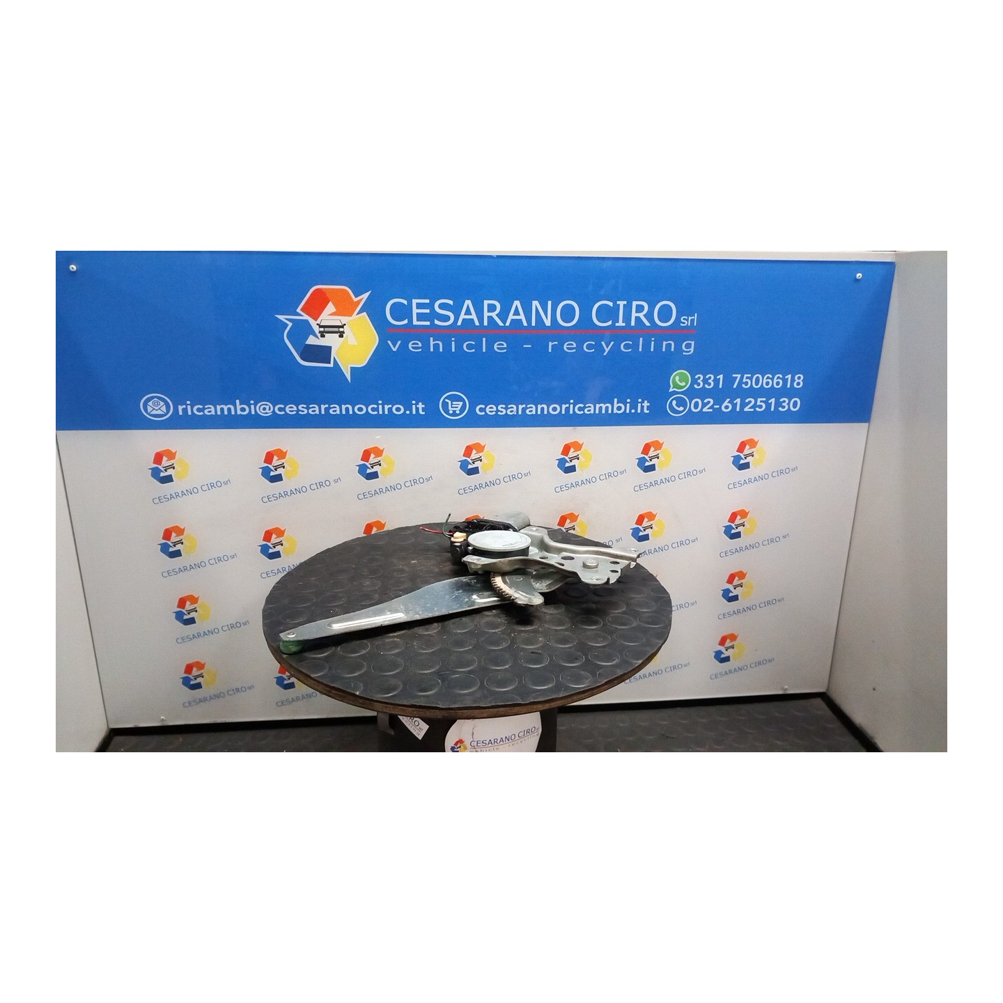 ALZACRISTALLO ELETTR. PORTA POST. GL,GLX DX. 064 SUZUKI SX4 (03/06-03/15) M16A 8351079J11000