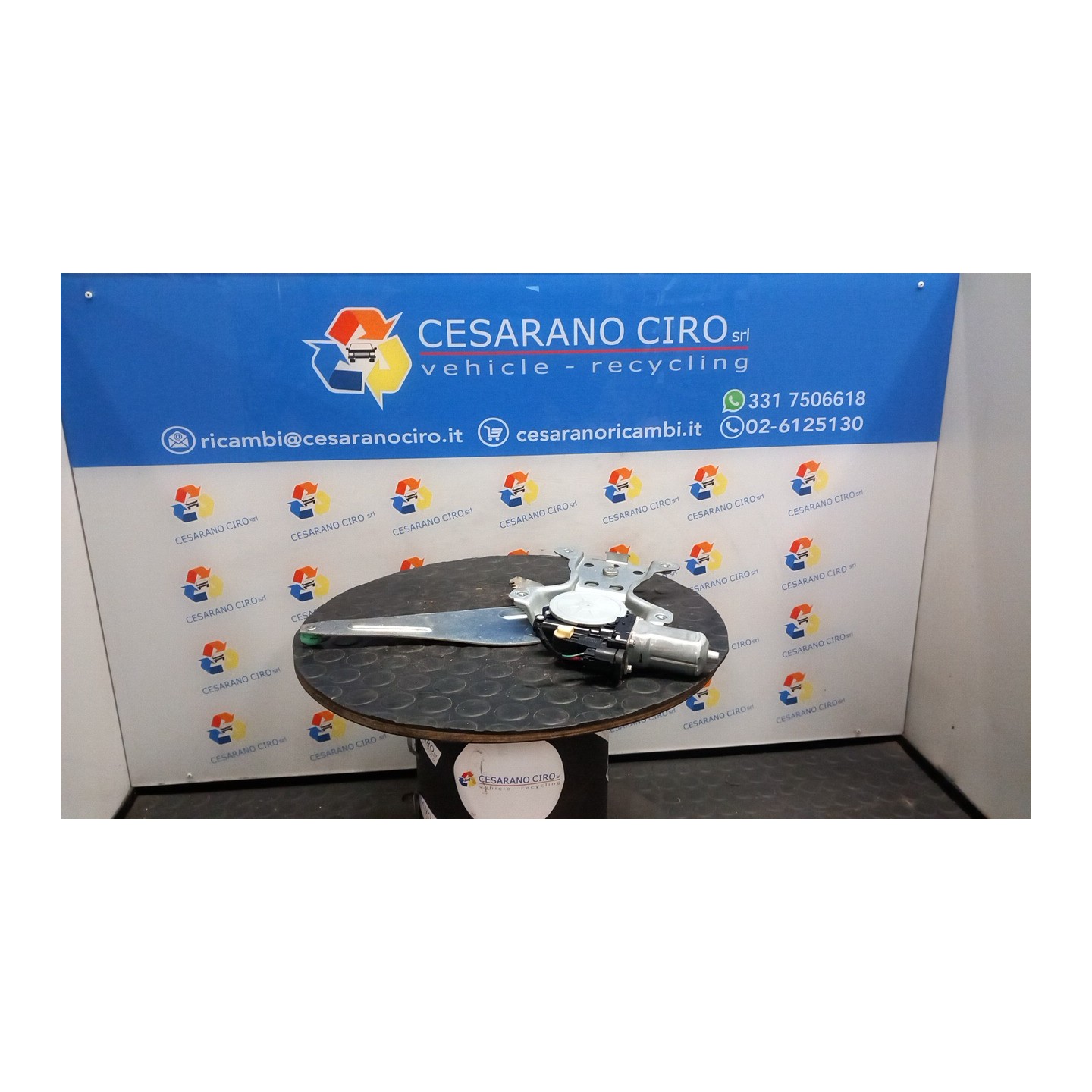 ALZACRISTALLO ELETTR. PORTA POST. GL,GLX SX. 065 SUZUKI SX4 (03/06-03/15) M16A 8354079J11000