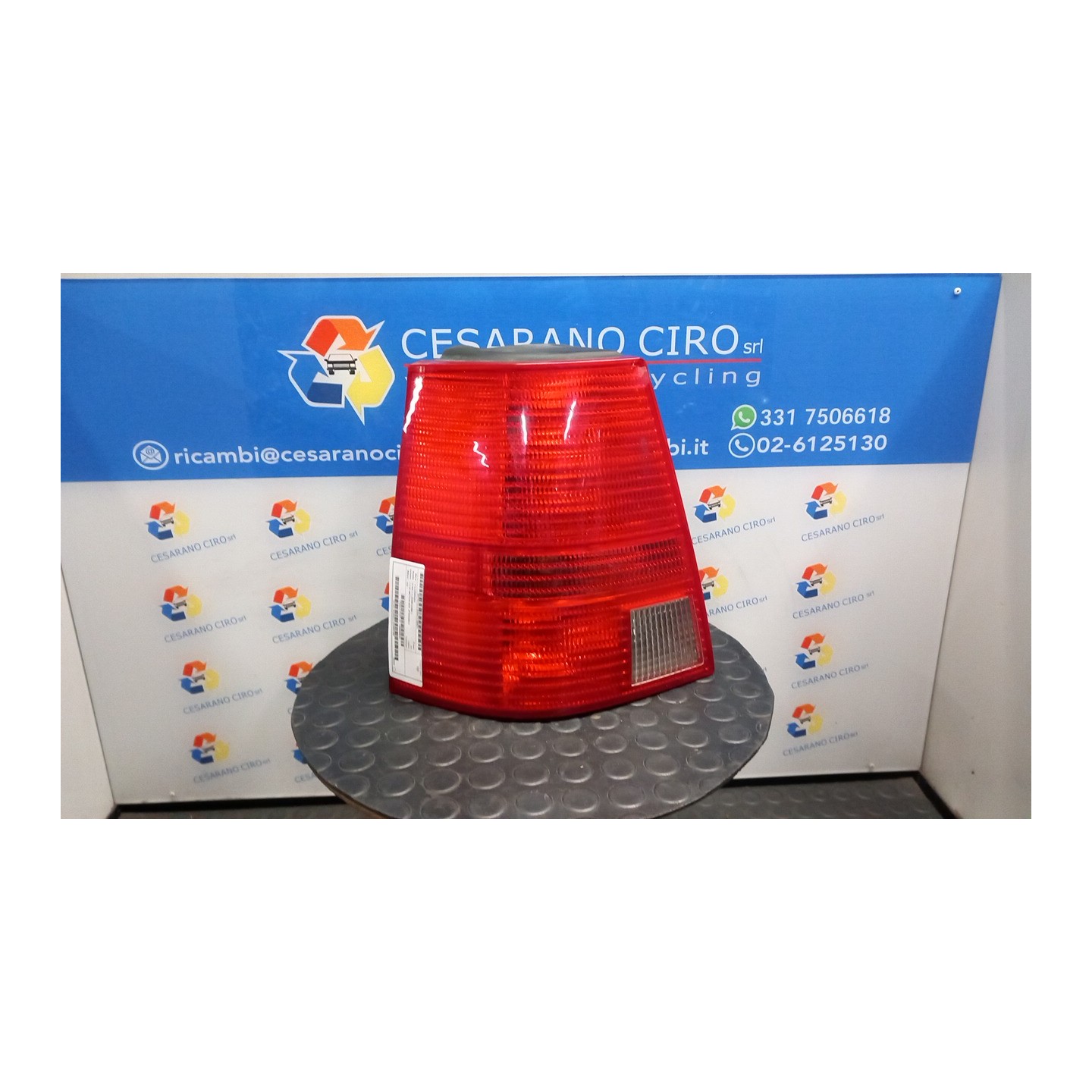 FANALE POST. SX. 071 VOLKSWAGEN BORA (1J) (03/99-02/06) AGZ 1J5945095AA