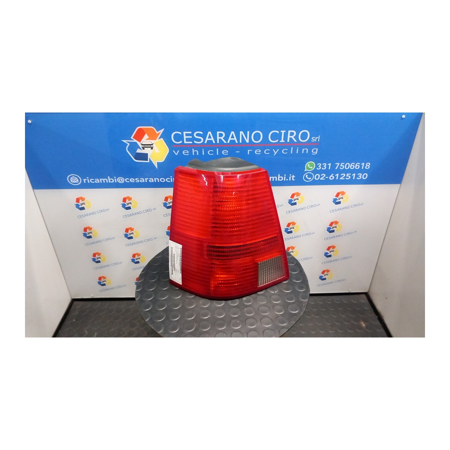 FANALE POST. SX. 071 VOLKSWAGEN BORA (1J) (03/99-02/06) AGZ 1J5945095AA