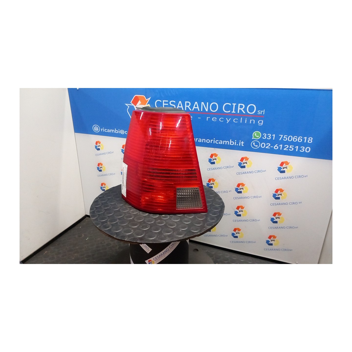 FANALE POST. SX. 071 VOLKSWAGEN BORA (1J) (03/99-02/06) AGZ 1J5945095AA
