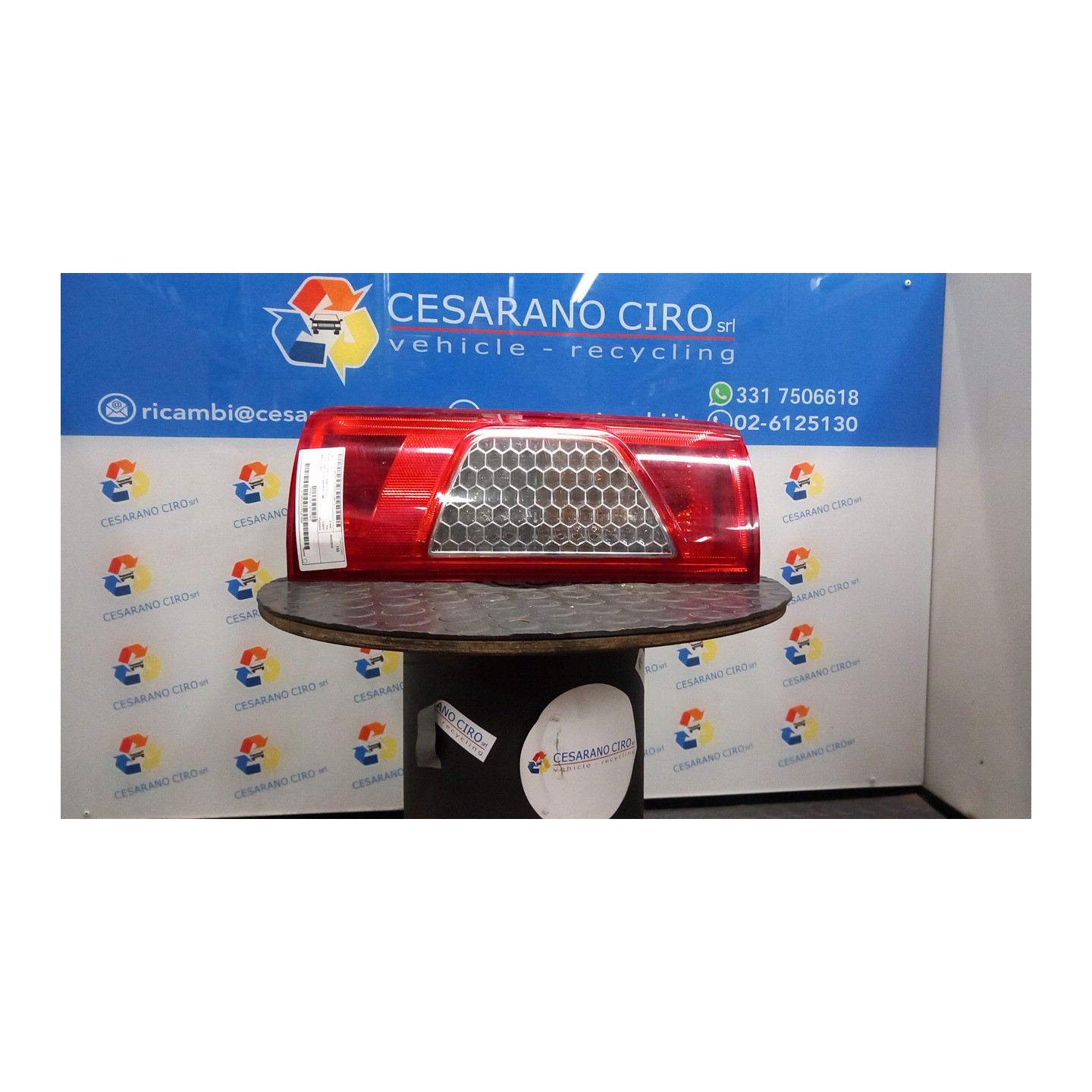 FANALE POST. SX. 173 FORD TOURNEO CONNECT (TC7) (09/02-0 R3PA 5177813