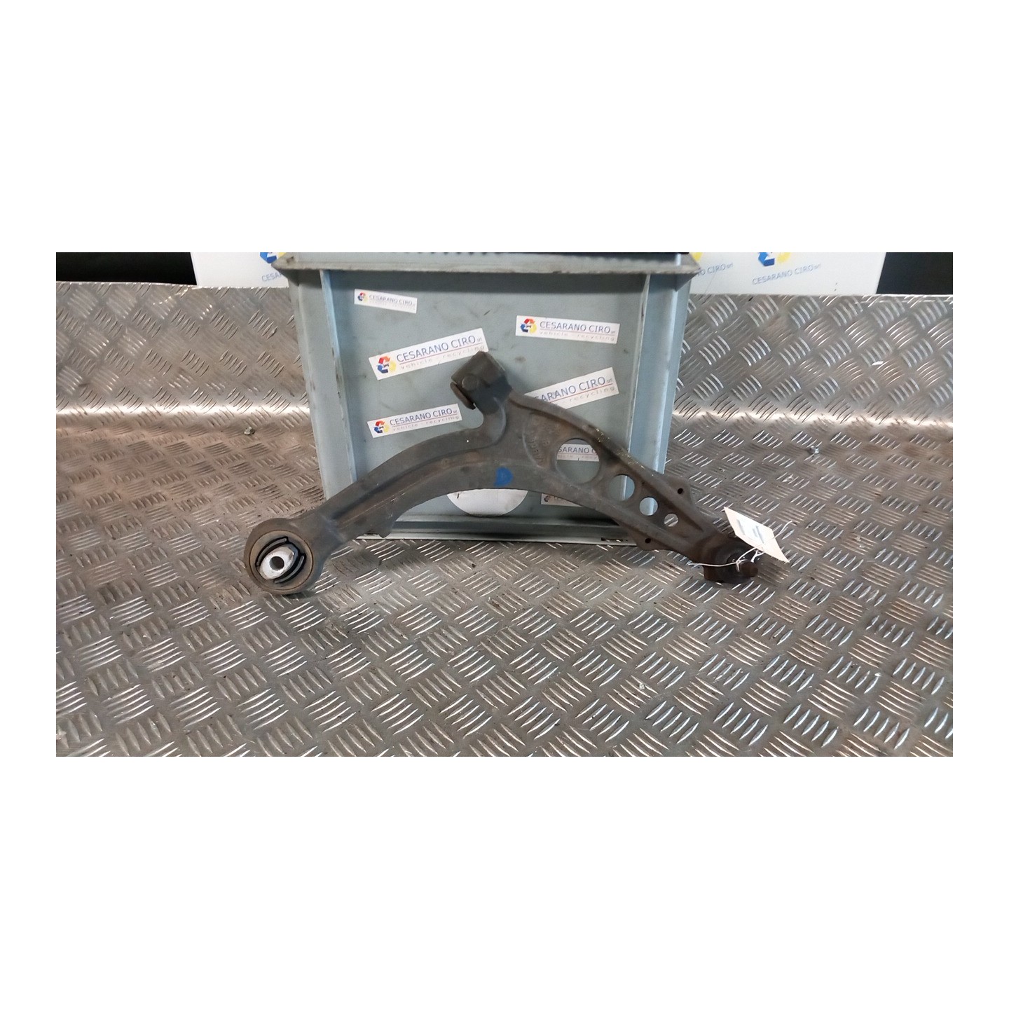 BRACCIO OSCILLANTE SOSP. ANT. DX. 079 FIAT PUNTO (2U) (07/03-01/07) 188A4000 51842193