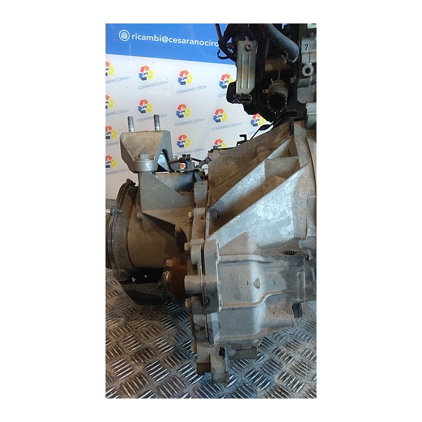 CAMBIO COMPL. 086 FORD FIESTA (CCN) (11/12-) STJB 2015001