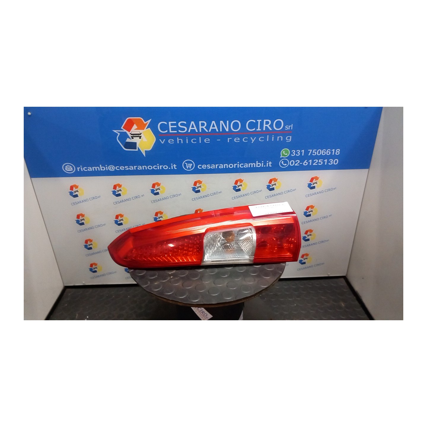 FANALE POST. PARTE SUP. DX. 023 VOLVO V70/XC70 (01/00-10/07) D5244T(4) 9483689