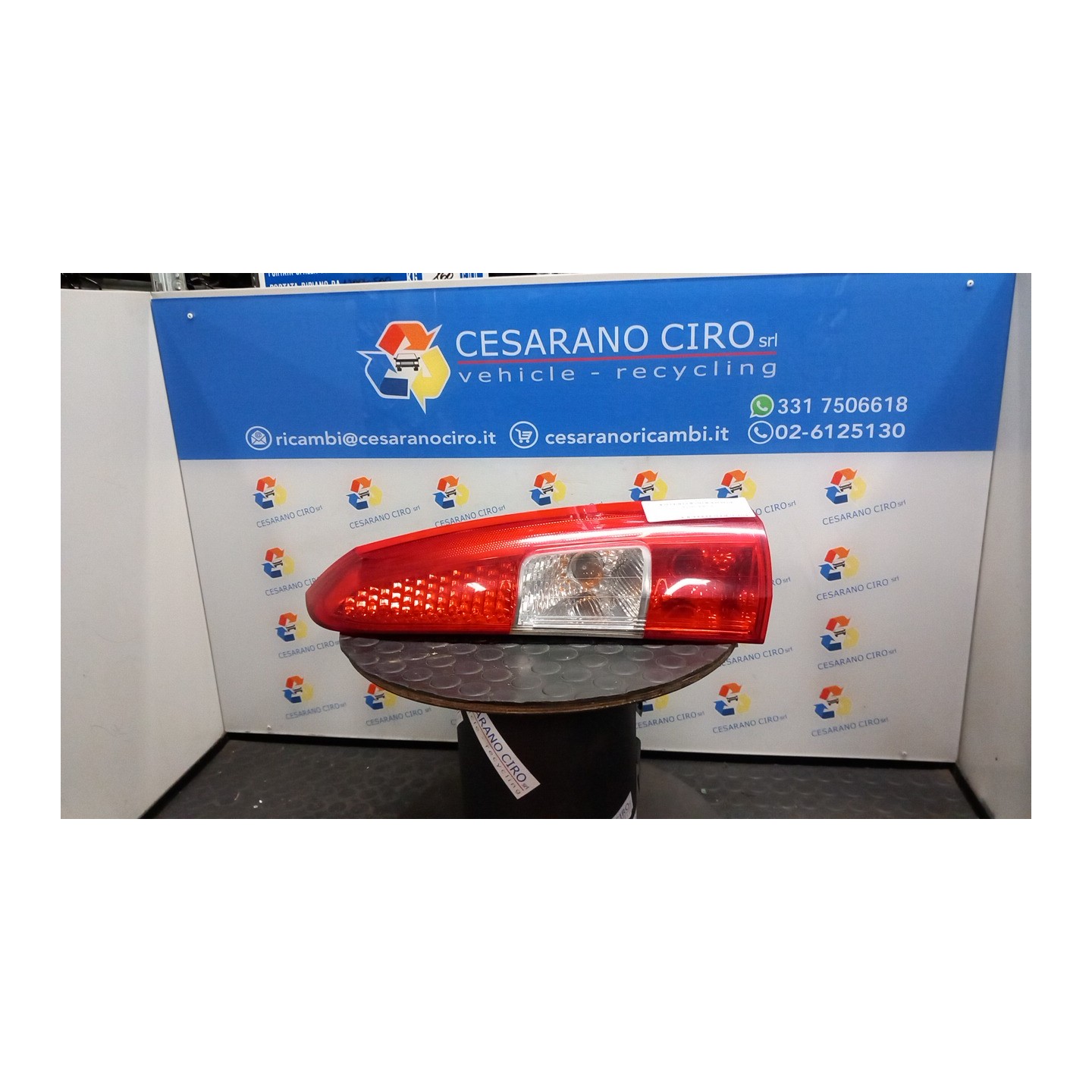 FANALE POST. PARTE SUP. DX. 023 VOLVO V70/XC70 (01/00-10/07) D5244T(4) 9483689