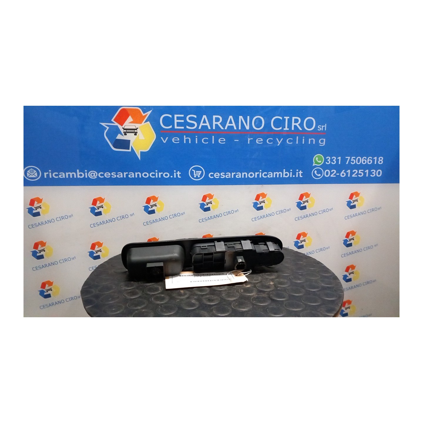BLOCCO COMANDI ALZACRISTALLI E RETROVISORI EST. C/CRIS.ELE.POST./RETROV.RIPIEG 095 PEUGEOT 307 (04/01-12/06) KFU 6554KS