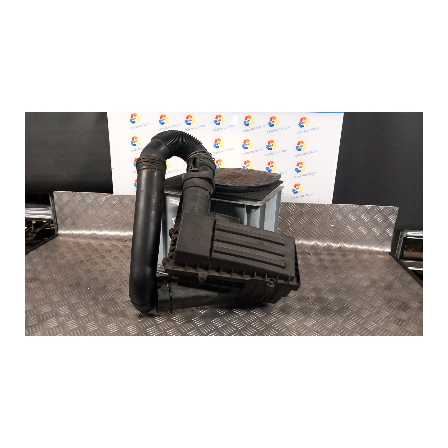 FILTRO ARIA COMPL. 028 AUDI TT (8J) (07/06-05/10) CCZ 06F133837AF
