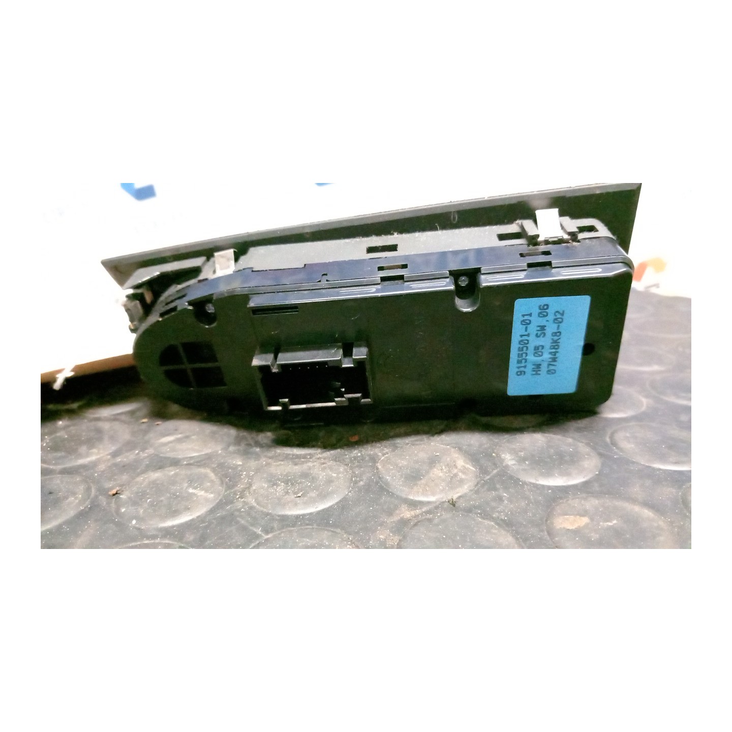 INTERRUTTORE ALZACRISTALLI PORTA ANT. NERO SX. 034 BMW SERIE 3 (E90/E91) (02/05-12/11 N47D20A 61319217332