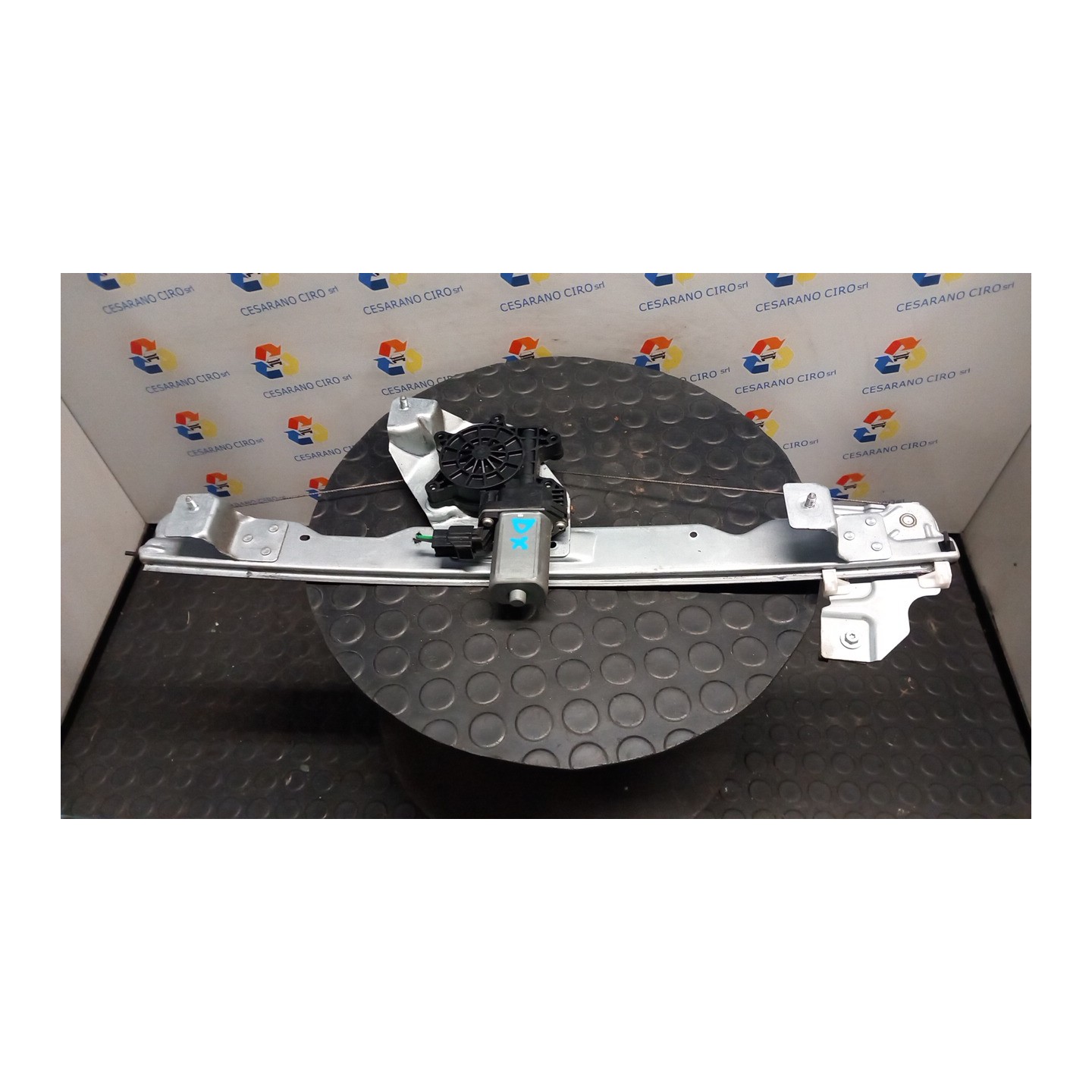 ALZACRISTALLO ELETTR. PORTA ANT. DX. 043 DACIA DUSTER (10/13-12/18) K4MH6 807206838R