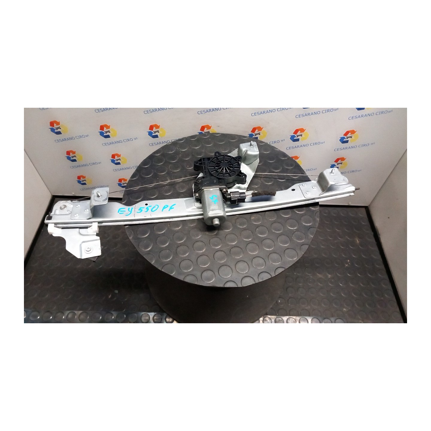 ALZACRISTALLO ELETTR. PORTA ANT. SX. 044 DACIA DUSTER (10/13-12/18) K4MH6 807210751R
