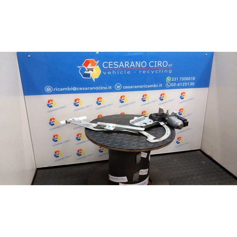 ALZACRISTALLO ELETTR. PORTA ANT. SX. 043 OPEL MERIVA (X03) (03/03-12/10) Z14XEP 93186830