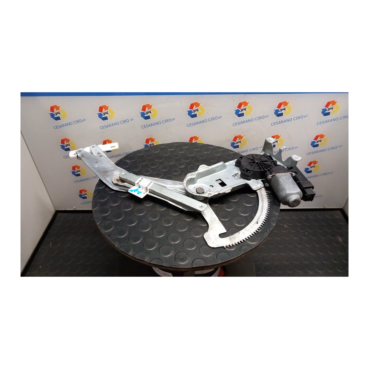 ALZACRISTALLO ELETTR. PORTA ANT. SX. 043 OPEL MERIVA (X03) (03/03-12/10) Z14XEP 93186830