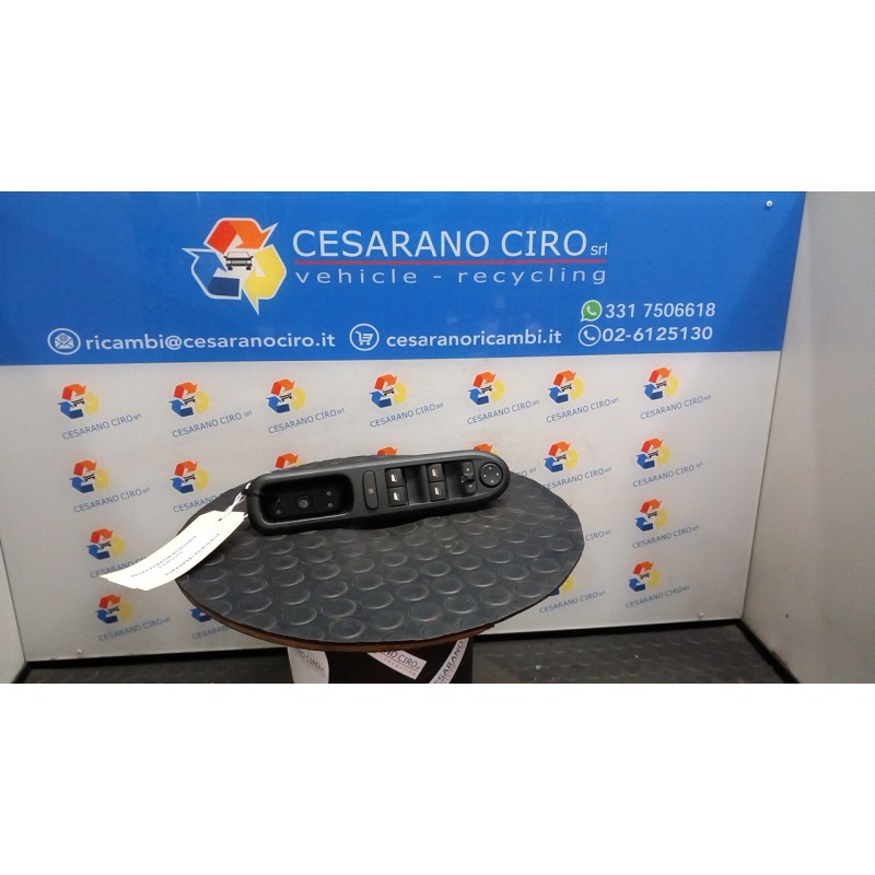 BLOCCO COMANDI ALZACRISTALLI 079 PEUGEOT 407 (03/04-03/12) 6FZ 6554ES