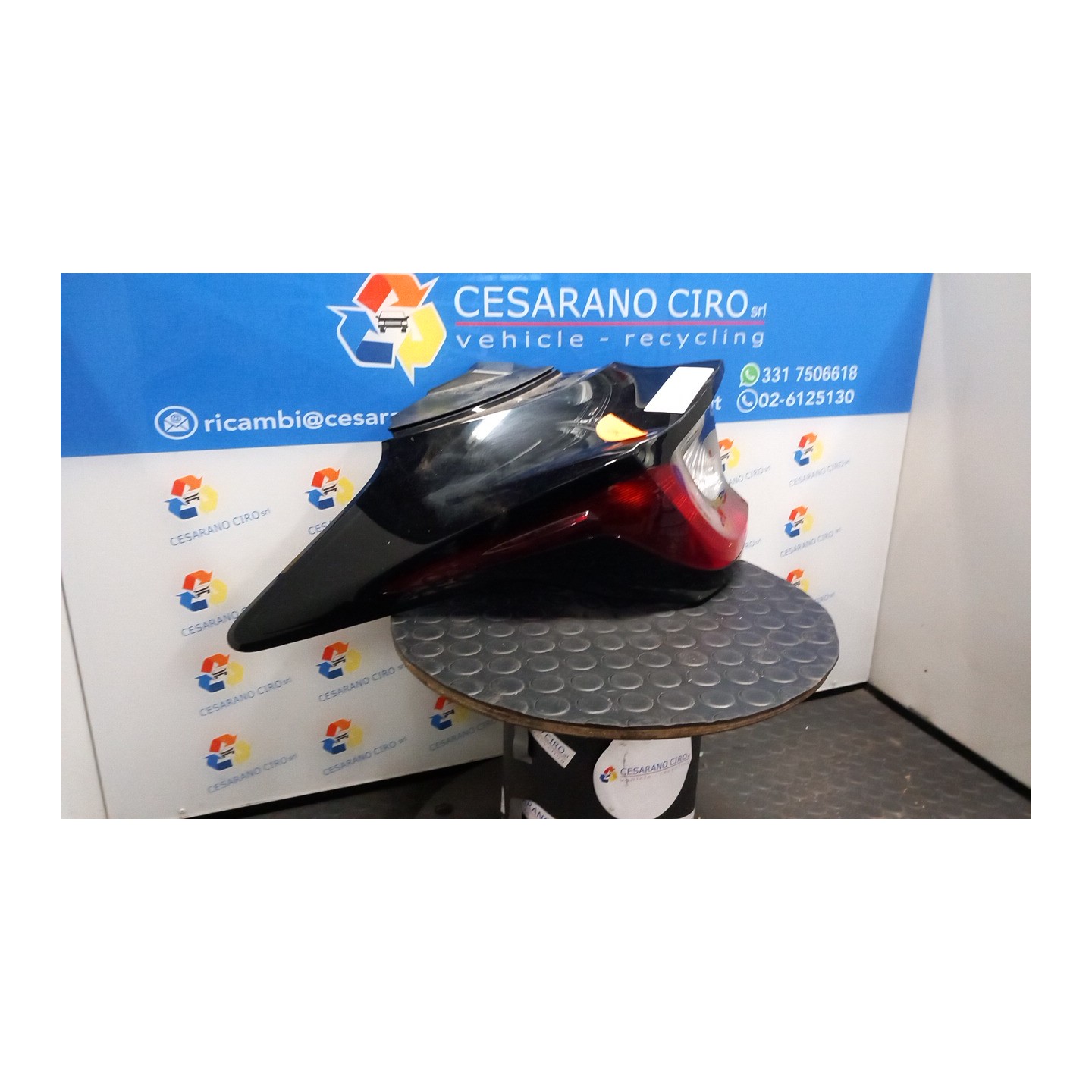 FANALE POST. SX. 152 TOYOTA YARIS (02/20-) M15A 81561K0030