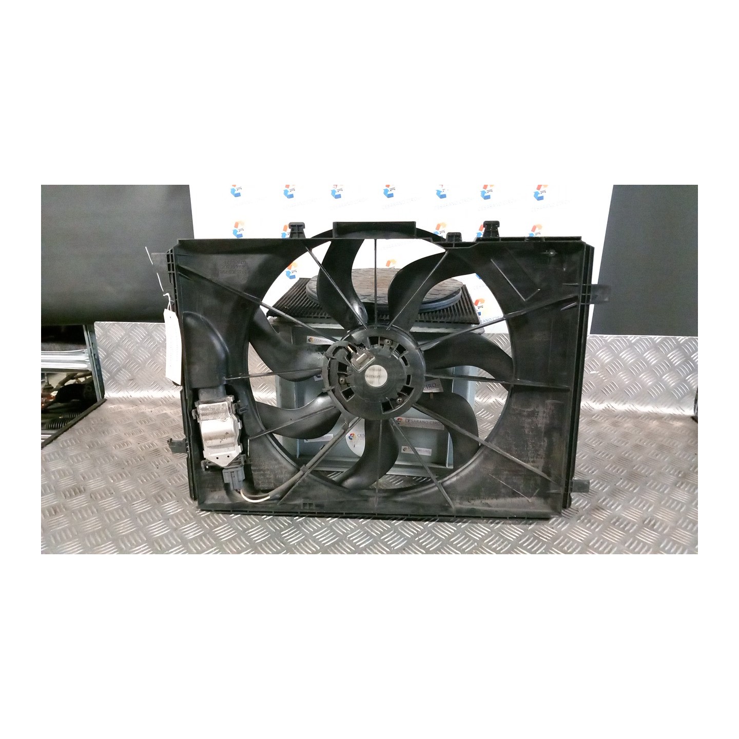 ELETTROVENTOLA CON SUPPORTO 018 MERCEDES-BENZ CLASSE A (W176) (07/15-12/18) 270920 A2465000064