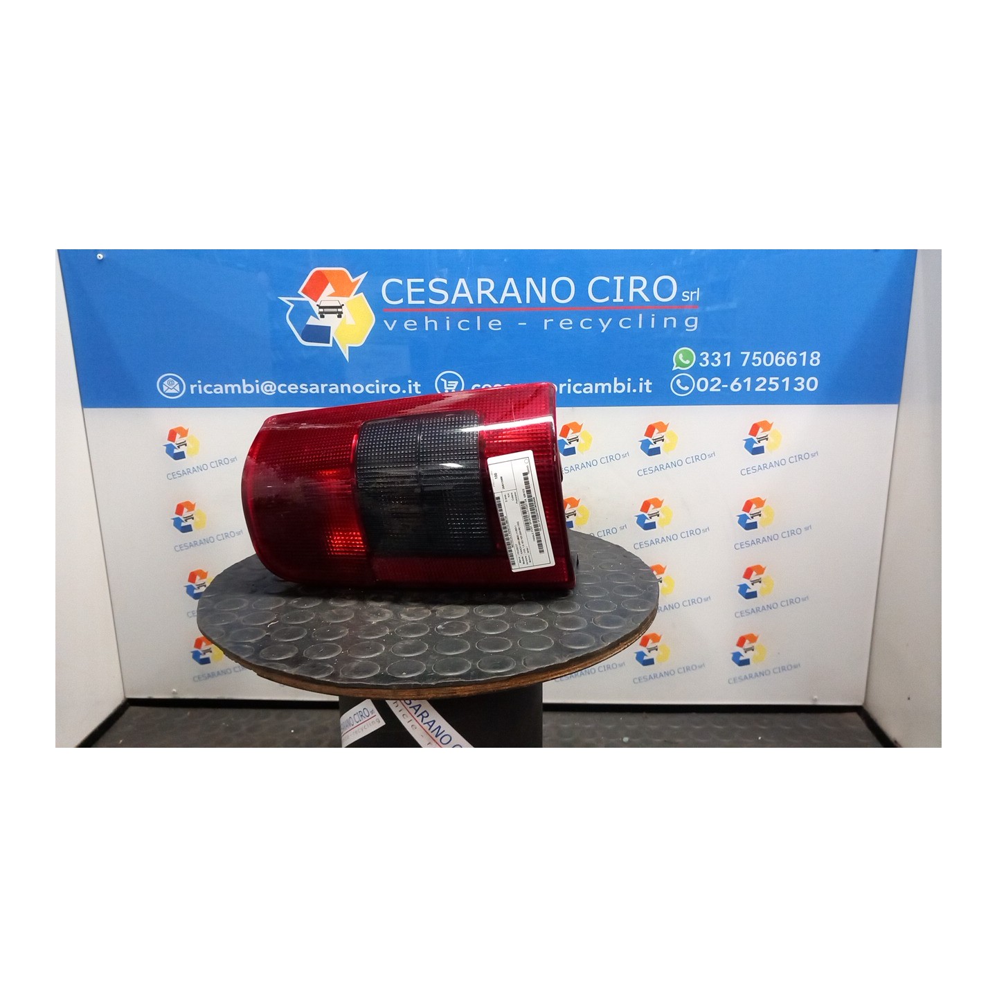 FANALE POST. SPORTELLO POST DX. 143 PEUGEOT RANCH VAN (M59) (11/02-) 9HW 6351EE