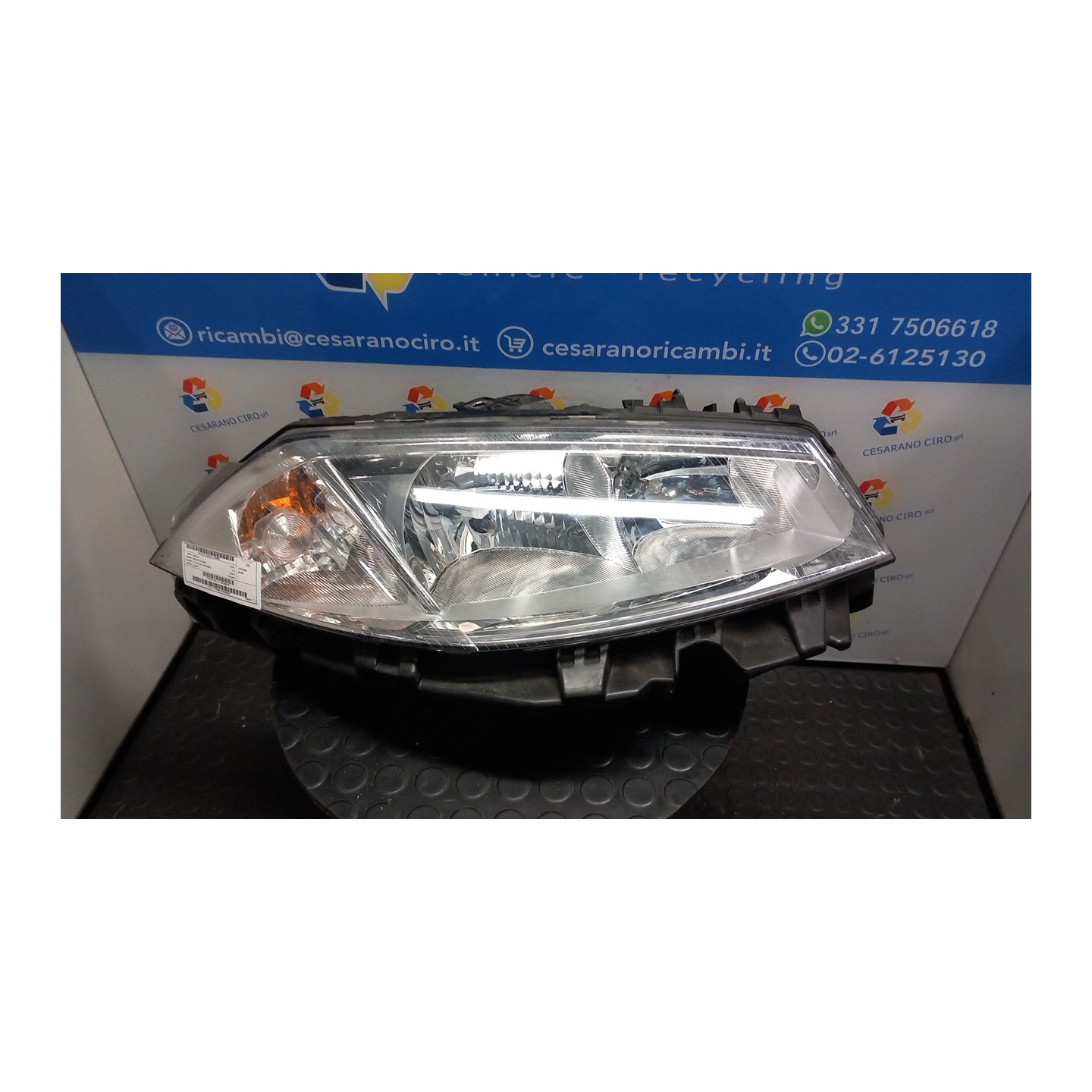 PROIETTORE DX. 002 RENAULT MEGANE 2A SERIE (09/02-02/06) K4MT7 260108053R