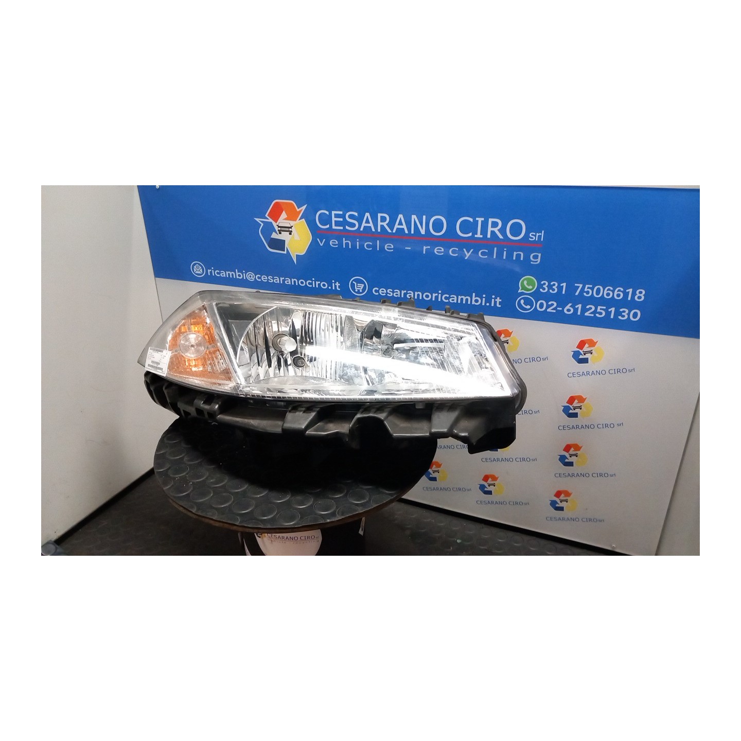 PROIETTORE DX. 002 RENAULT MEGANE 2A SERIE (09/02-02/06) K4MT7 260108053R