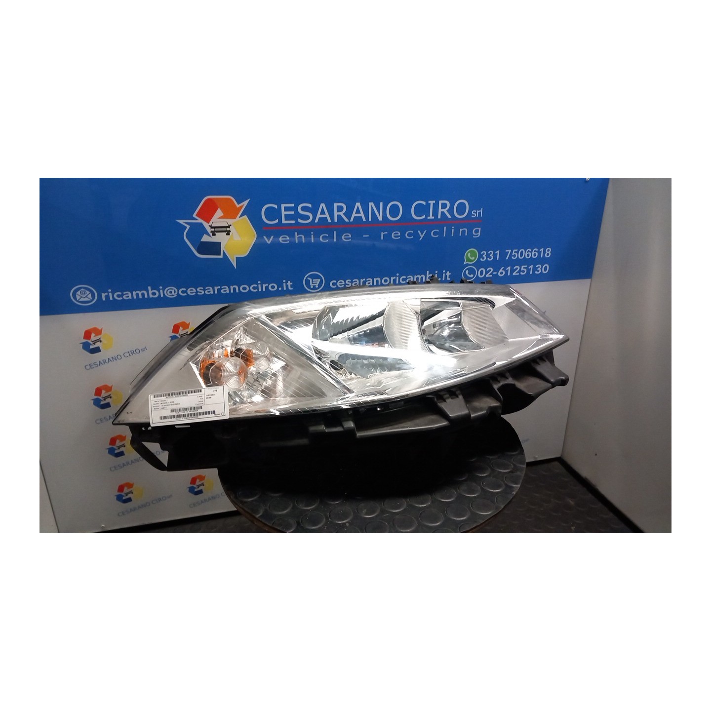 PROIETTORE DX. 002 RENAULT MEGANE 2A SERIE (09/02-02/06) K4MT7 260108053R