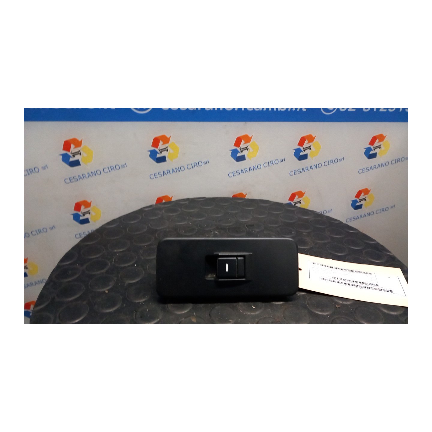 INTERRUTTORE ALZACRISTALLI PORTA ANT. 035 LAND ROVER RANGE ROVER SPORT (03/05-) 276DT YUD501070PVJ