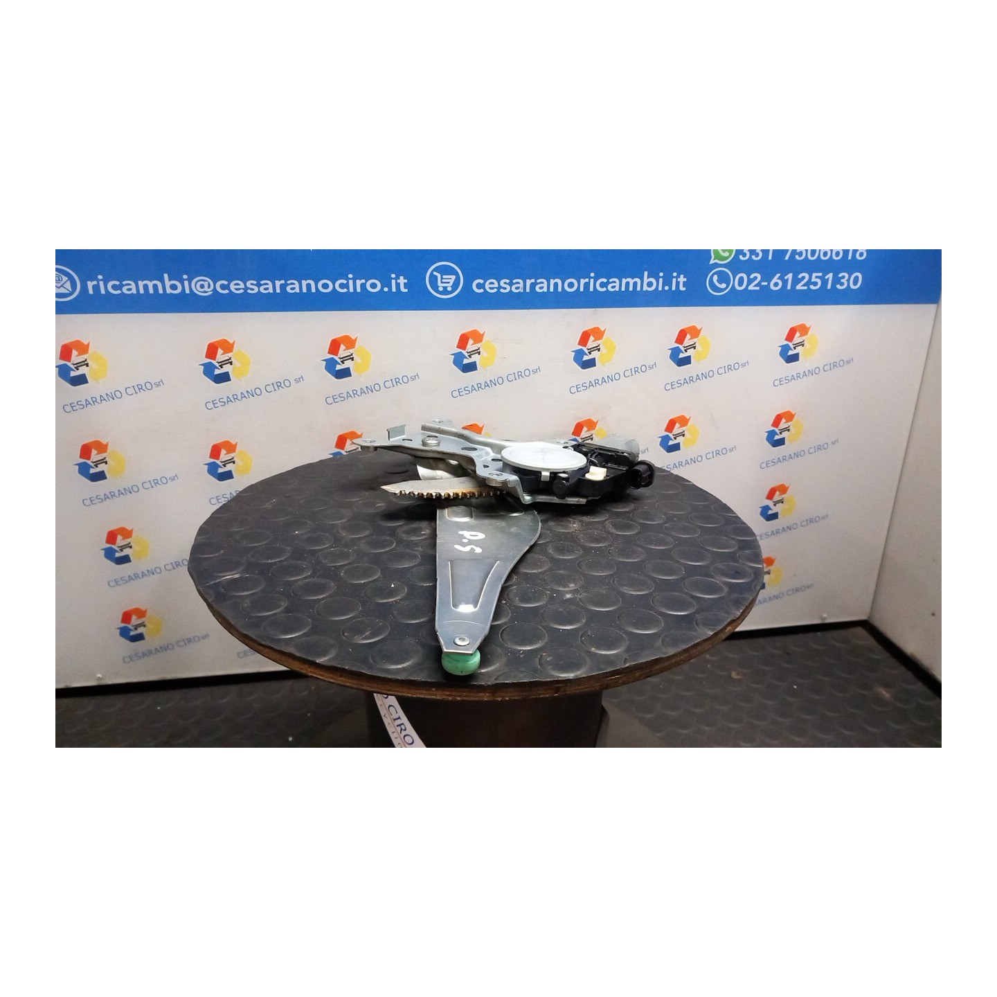 ALZACRISTALLO ELETTR. PORTA POST. GL,GLX SX. 103 SUZUKI SX4 (03/06-03/15) M16A 8354079J11000