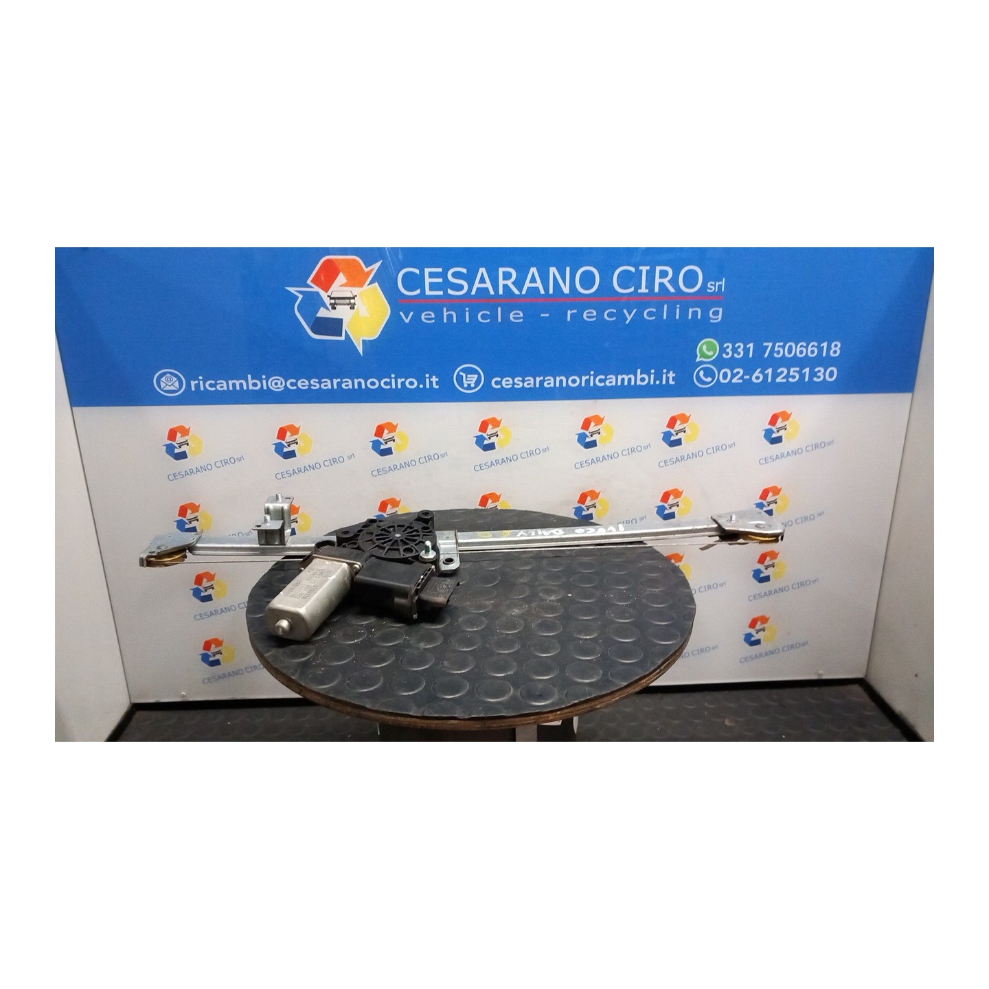 ALZACRISTALLO ELETTR. PORTA ANT. COMPL. DX. 146 IVECO DAILY CABINATO (04/06-12/09) F1CE0441A 42574135