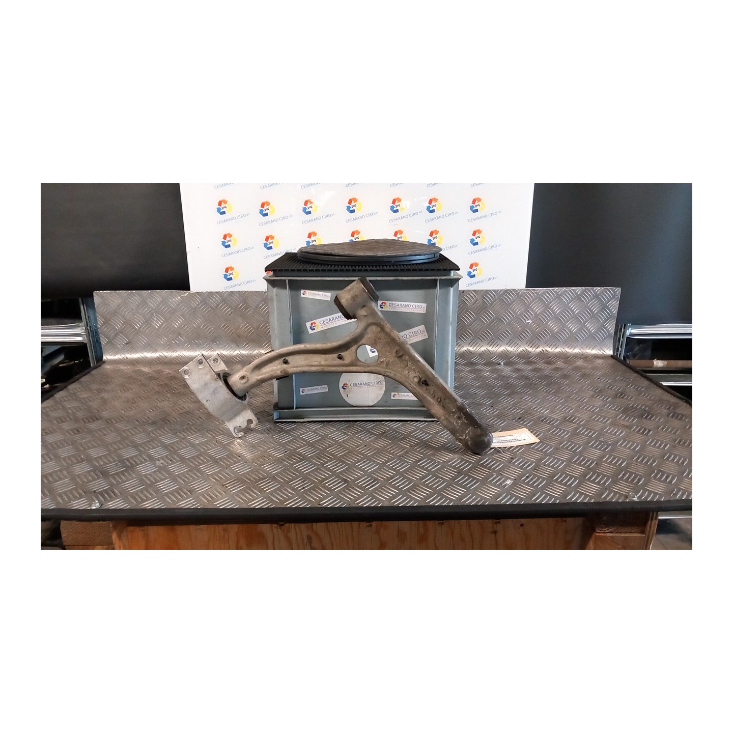 BRACCIO OSCILLANTE SOSP. ANT. SX. 080 MERCEDES-BENZ CLASSE A (W176) (07/15-12/18) 270920 A2463304700