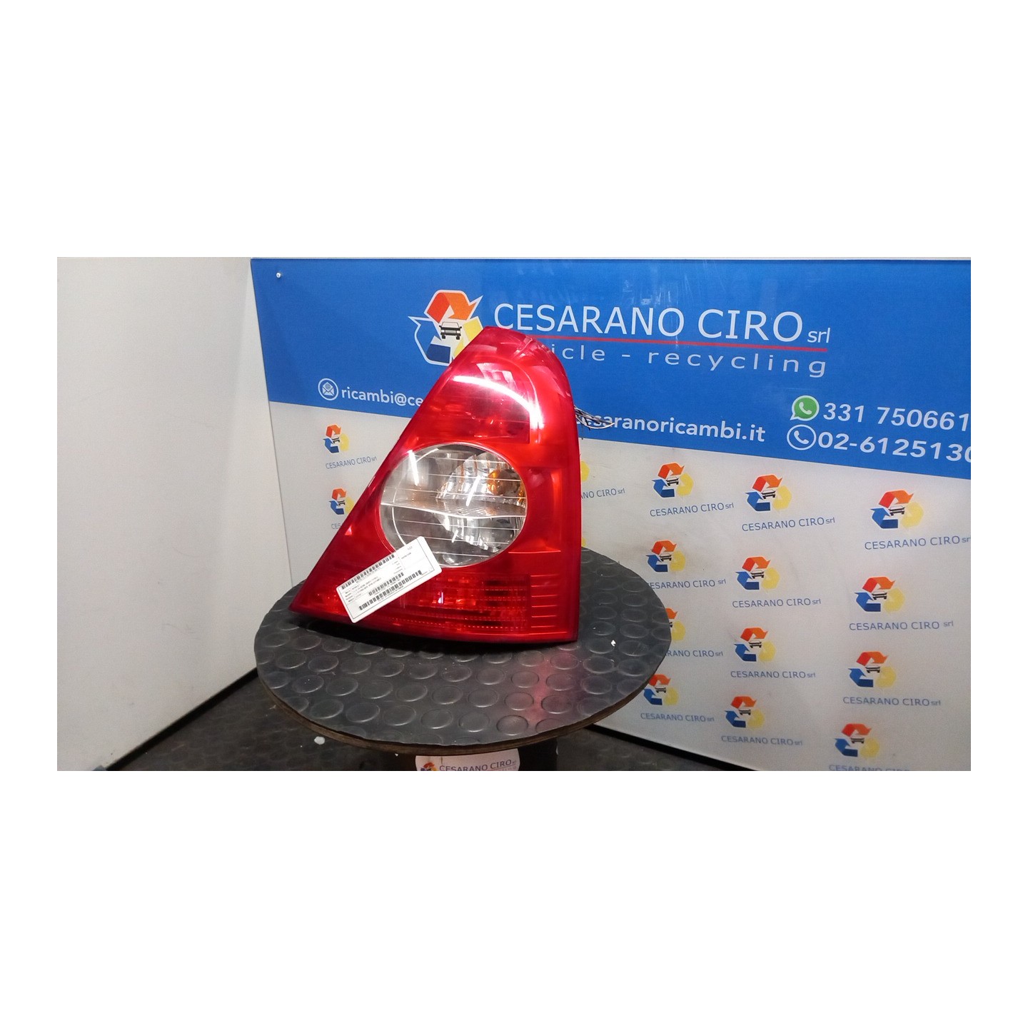 FANALE POST. DX. 151 RENAULT CLIO 2A SERIE (05/01-11/10) D7FH7 8200917487
