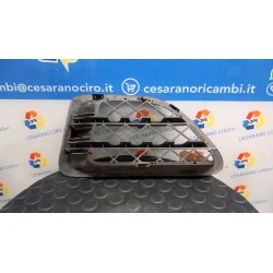 GRIGLIA PARAFANGO ANT. T.6A961779- DX. 162 LAND ROVER RANGE ROVER SPORT (03/05-) 276DT LR006305