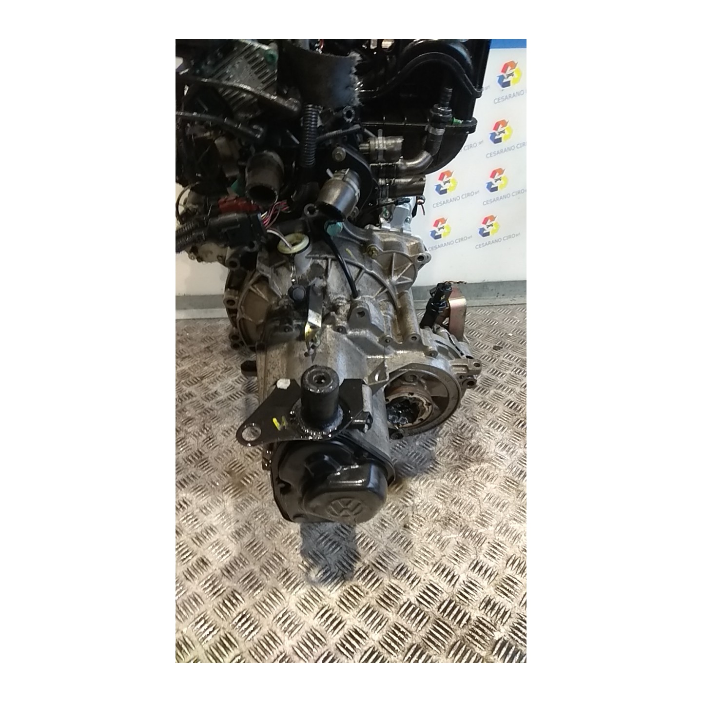 CAMBIO COMPL. 135 VOLKSWAGEN LUPO (6X) (09/98-05/05) AUD 085300052P