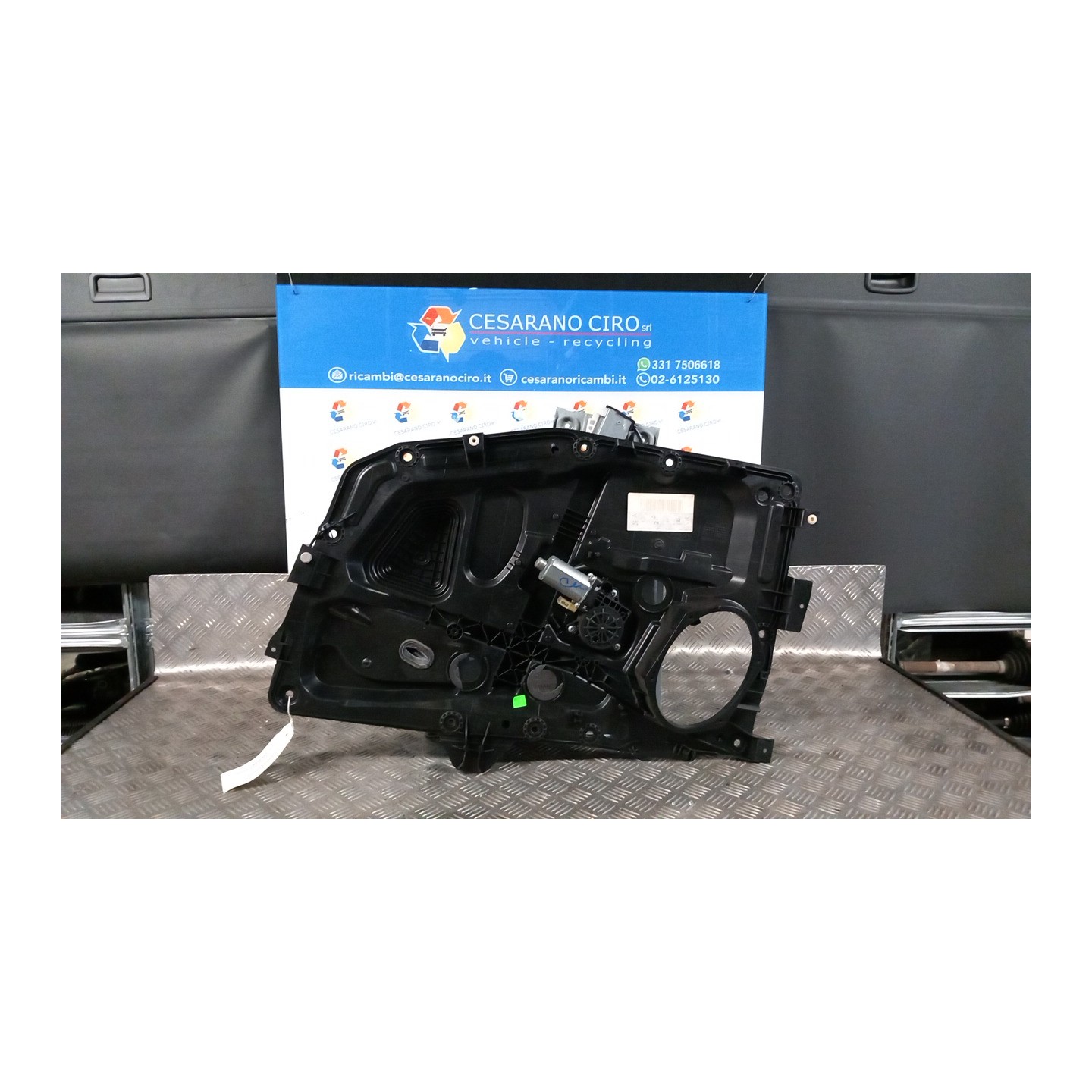 ALZACRISTALLO PORTA ANT. DX. 147 FORD FUSION (CBK) (09/02-) FXJA 1553147