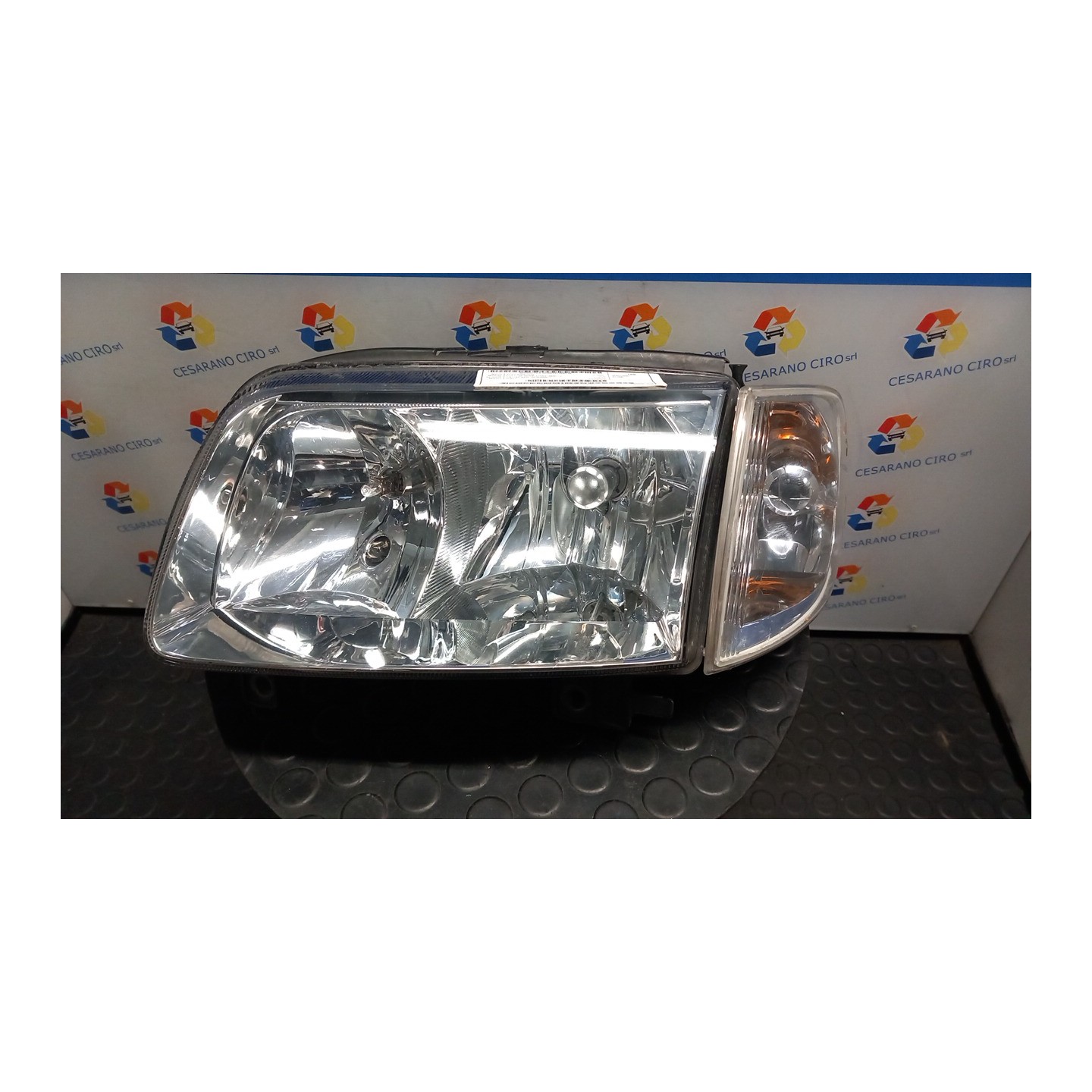 PROIETTORE VALEO SX. 149 VOLKSWAGEN POLO 3A SERIE (11/94-09/01) AUD 6N1941017AB