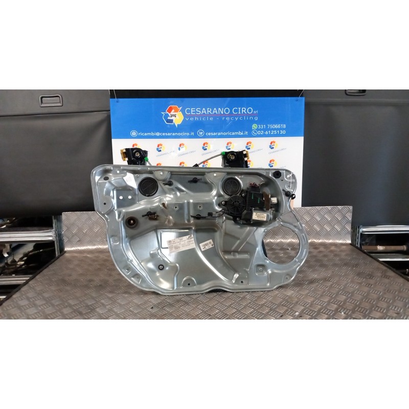 ALZACRISTALLO ELETTR. PORTA ANT. SX. 087 VOLKSWAGEN POLO (9N) (10/01-03/05) BME 6Q4837461J
