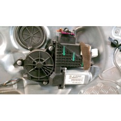 ALZACRISTALLO ELETTR. PORTA ANT. SX. 087 VOLKSWAGEN POLO (9N) (10/01-03/05) BME 6Q4837461J