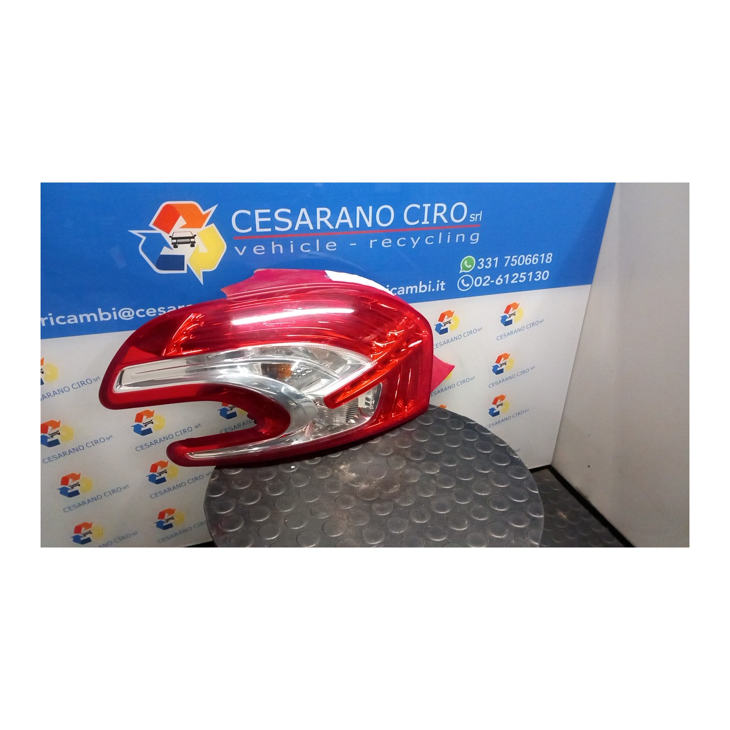 FANALE POST. SX. 118 PEUGEOT 208 (01/12-11/15) 8H01 9672628280