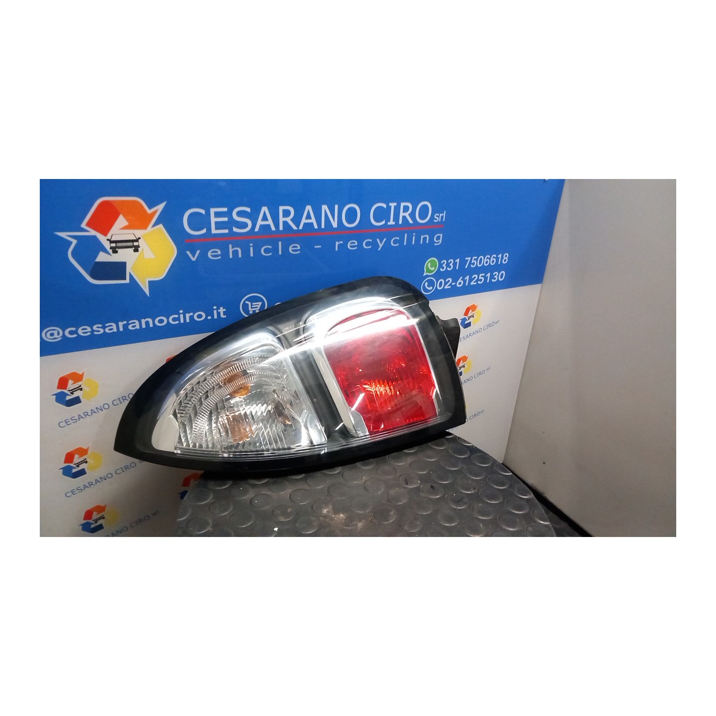 FANALE POST. DX. 125 CITROEN C3 PICASSO (02/09-02/18) 8FS 6351GL