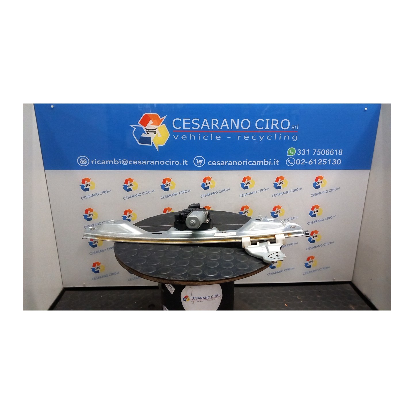 ALZACRISTALLO ELETTR. PORTA POST. C/MOTORINO DX. 012 NISSAN QASHQAI (J11E) (01/14-03/18) K9K 827004EA0A