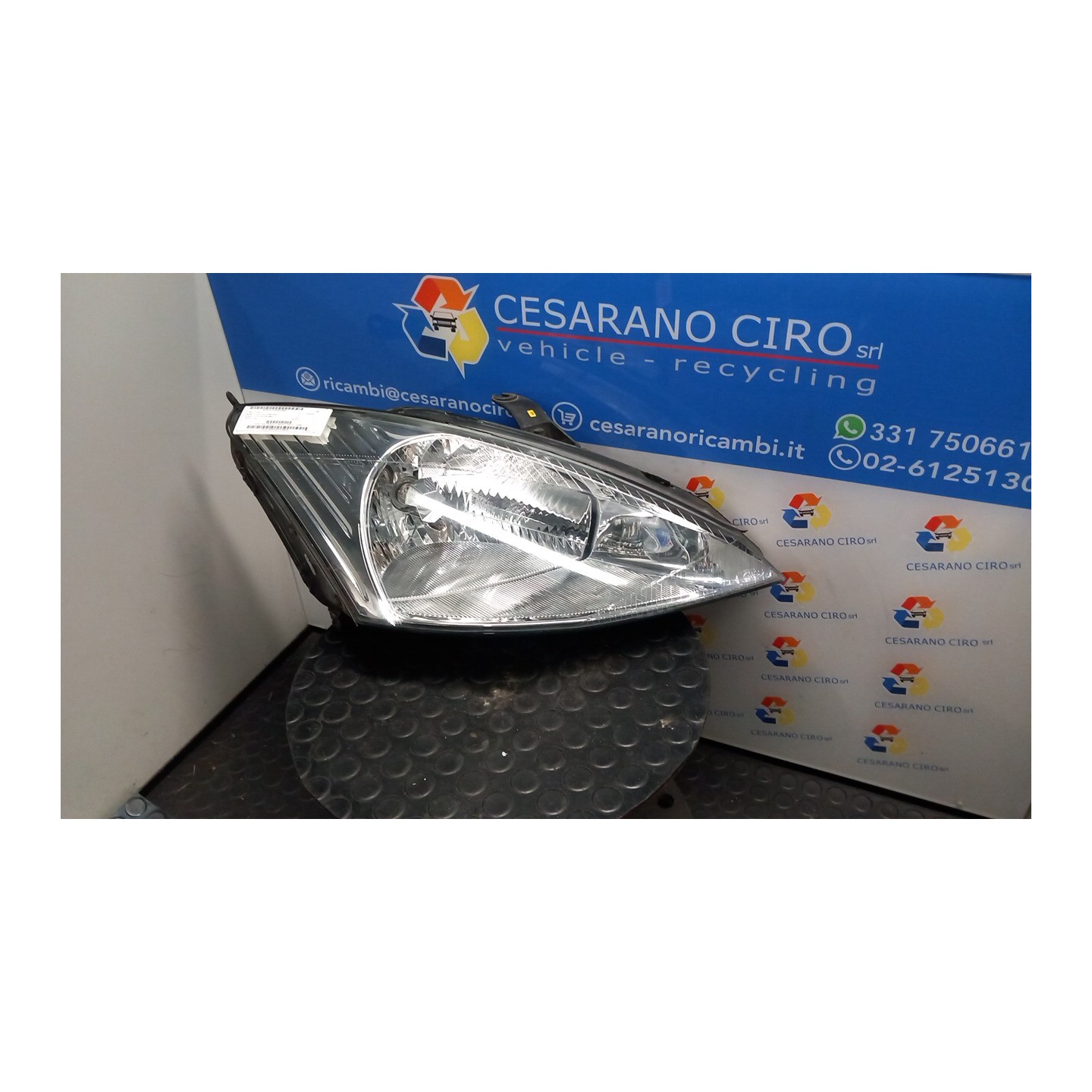 PROIETTORE C/REGOLAZ. MANUALE FARI DX. 013 FORD FOCUS (CAK) (10/98-03/02) FYDB 1152096