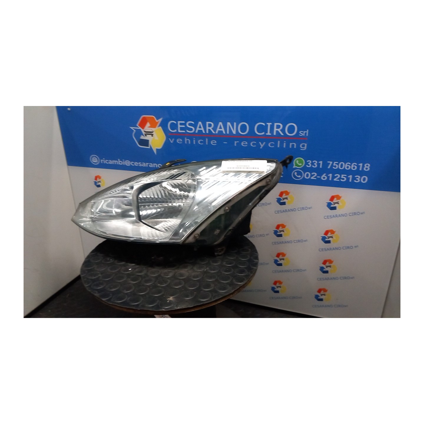 PROIETTORE C/REGOLAZ. MANUALE FARI SX. 014 FORD FOCUS (CAK) (10/98-03/02) FYDB 1152091