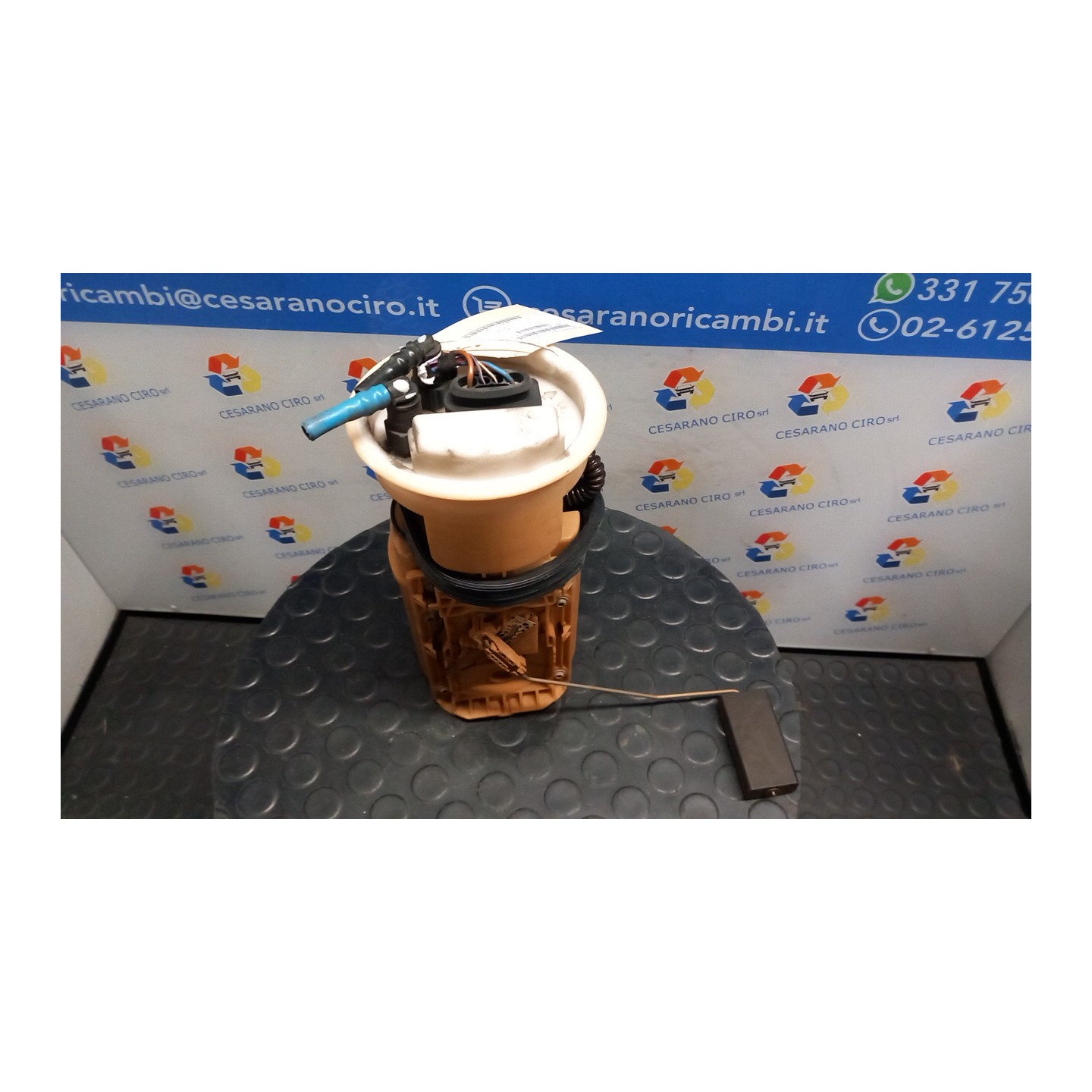 POMPA CARBURANTE C/TRASDUTTORE (GALLEGGIANTE) 048 AUDI A2 (8Z) (06/00-02/06) AUA 8Z0919051A