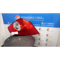 FANALE POST. DX. 053 RENAULT LAGUNA 2A SERIE (03/01-09/07) F9QC7 8200703489