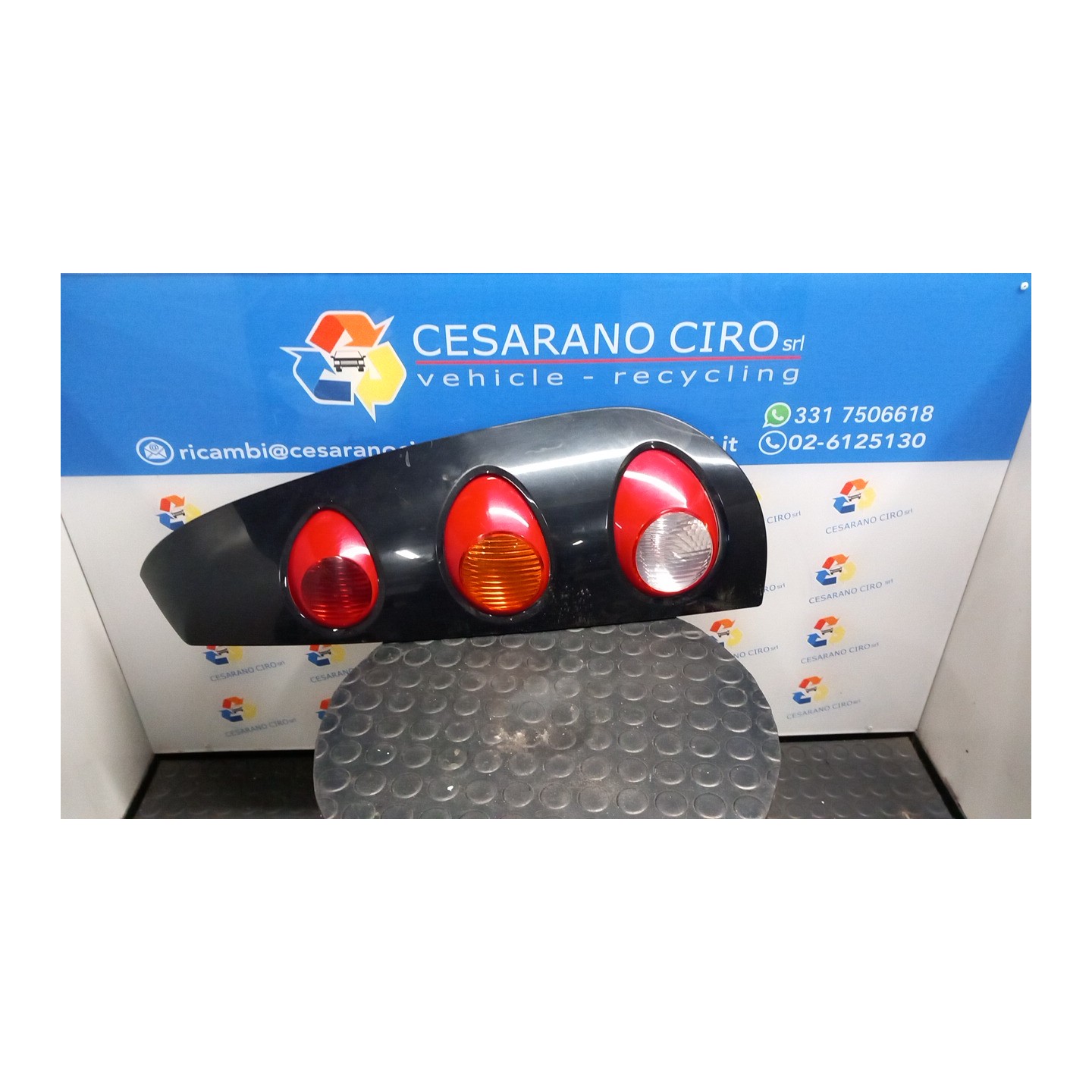 FANALE POST. 04-05- DX. 070 SMART FORFOUR (W454) (01/04-10/07) 639939 A4548201064