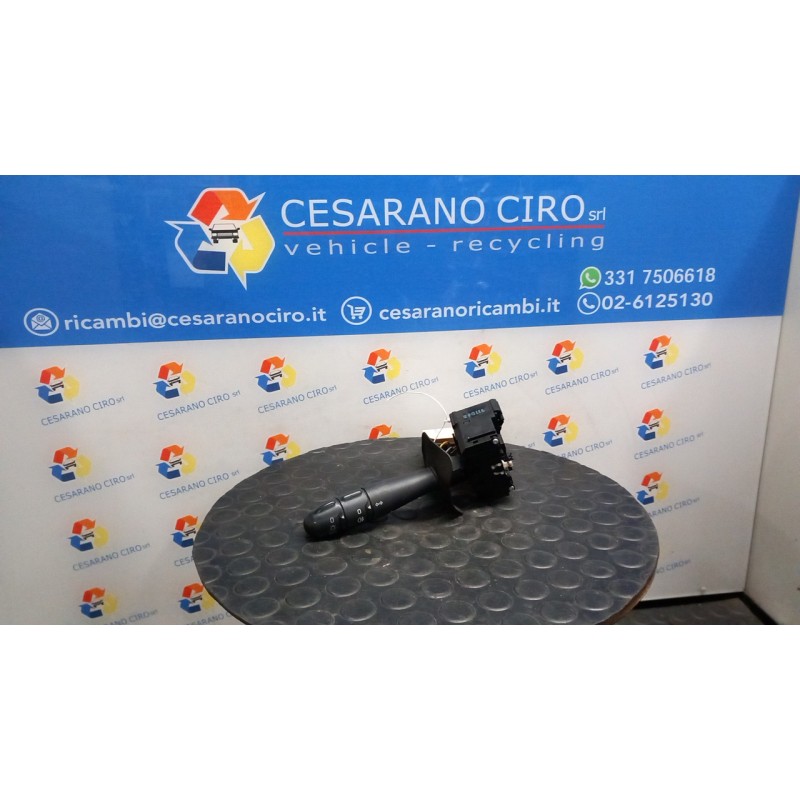 BLOCCO COMANDO VOLANTE LUCI 142 RENAULT CLIO 2A SERIE (05/01-11/10) D7FG7 8201352754