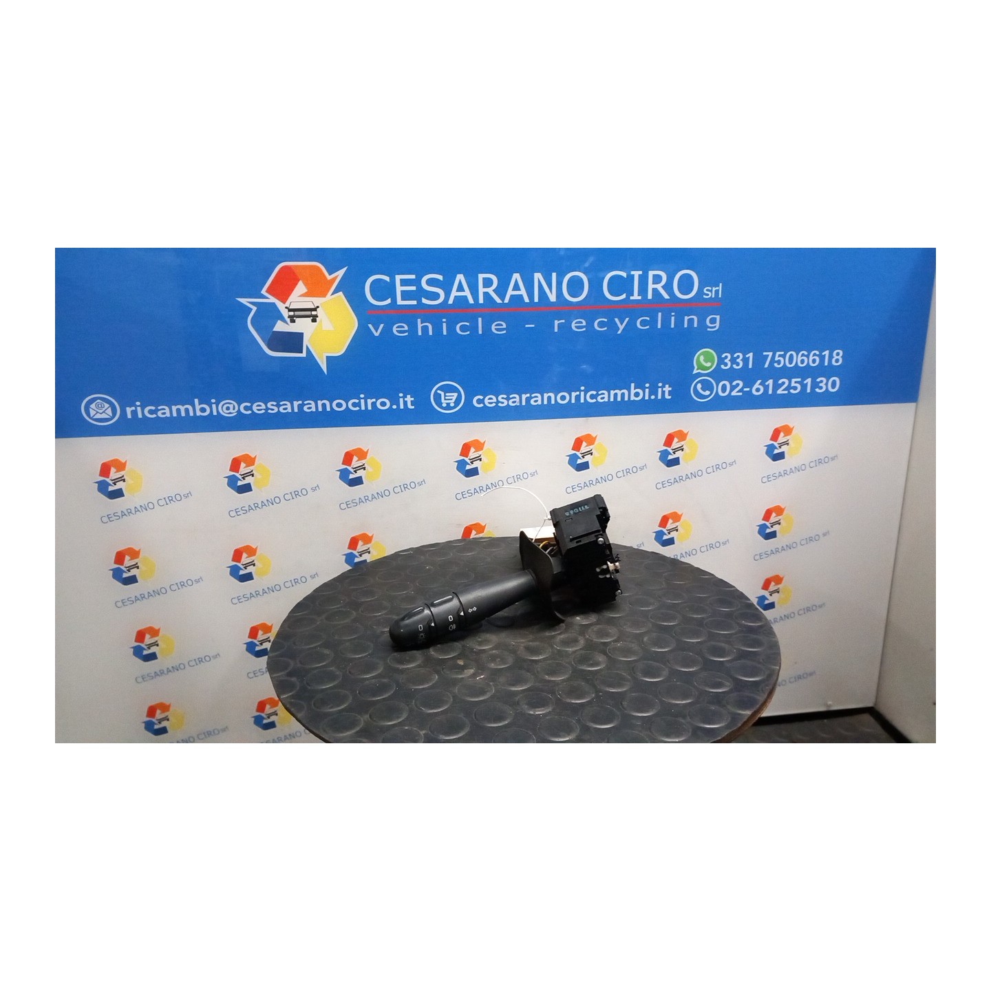 BLOCCO COMANDO VOLANTE LUCI 142 RENAULT CLIO 2A SERIE (05/01-11/10) D7FG7 8201352754