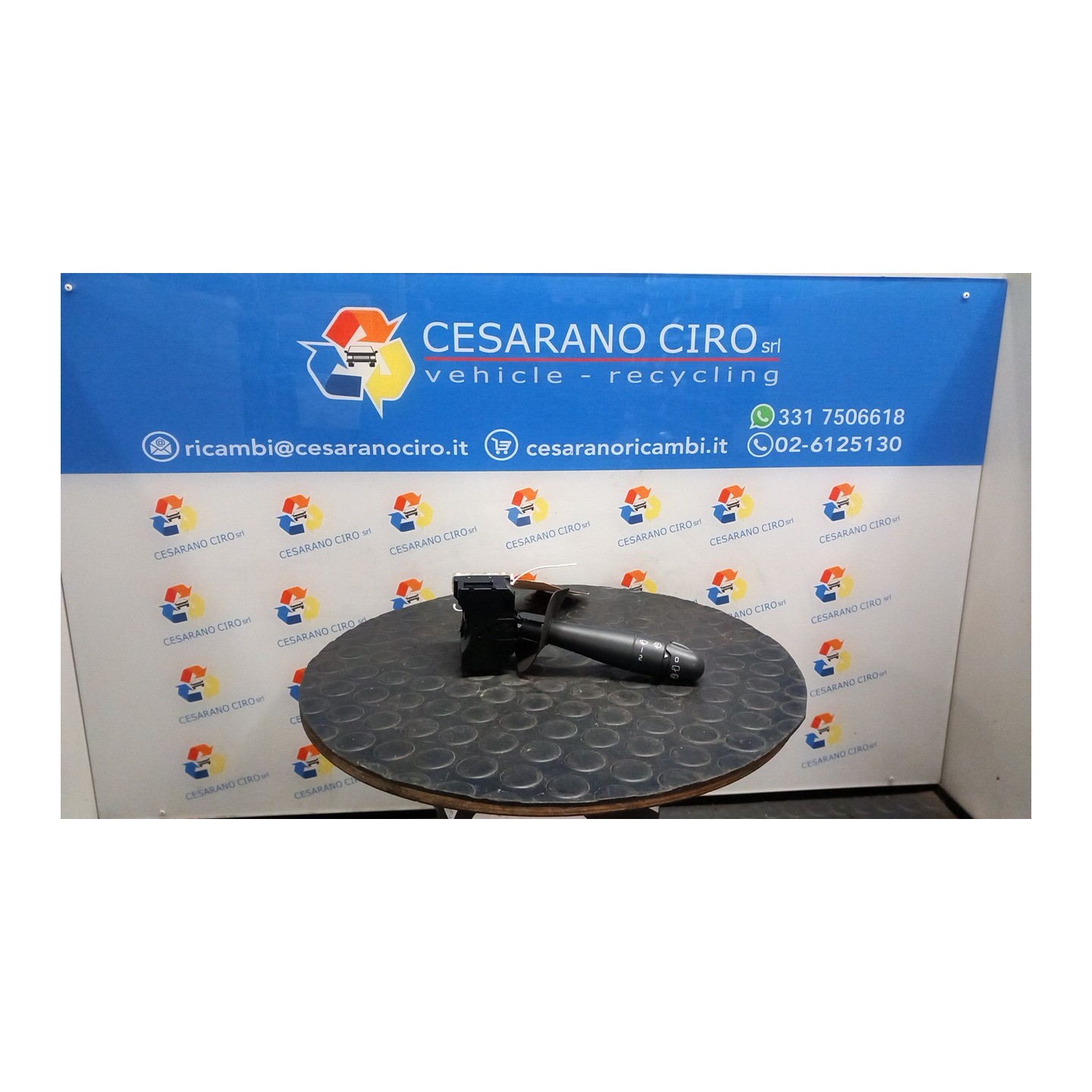 BLOCCO COMANDI TERGICRISTALLI 143 RENAULT CLIO 2A SERIE (05/01-11/10) D7FG7 7701047543